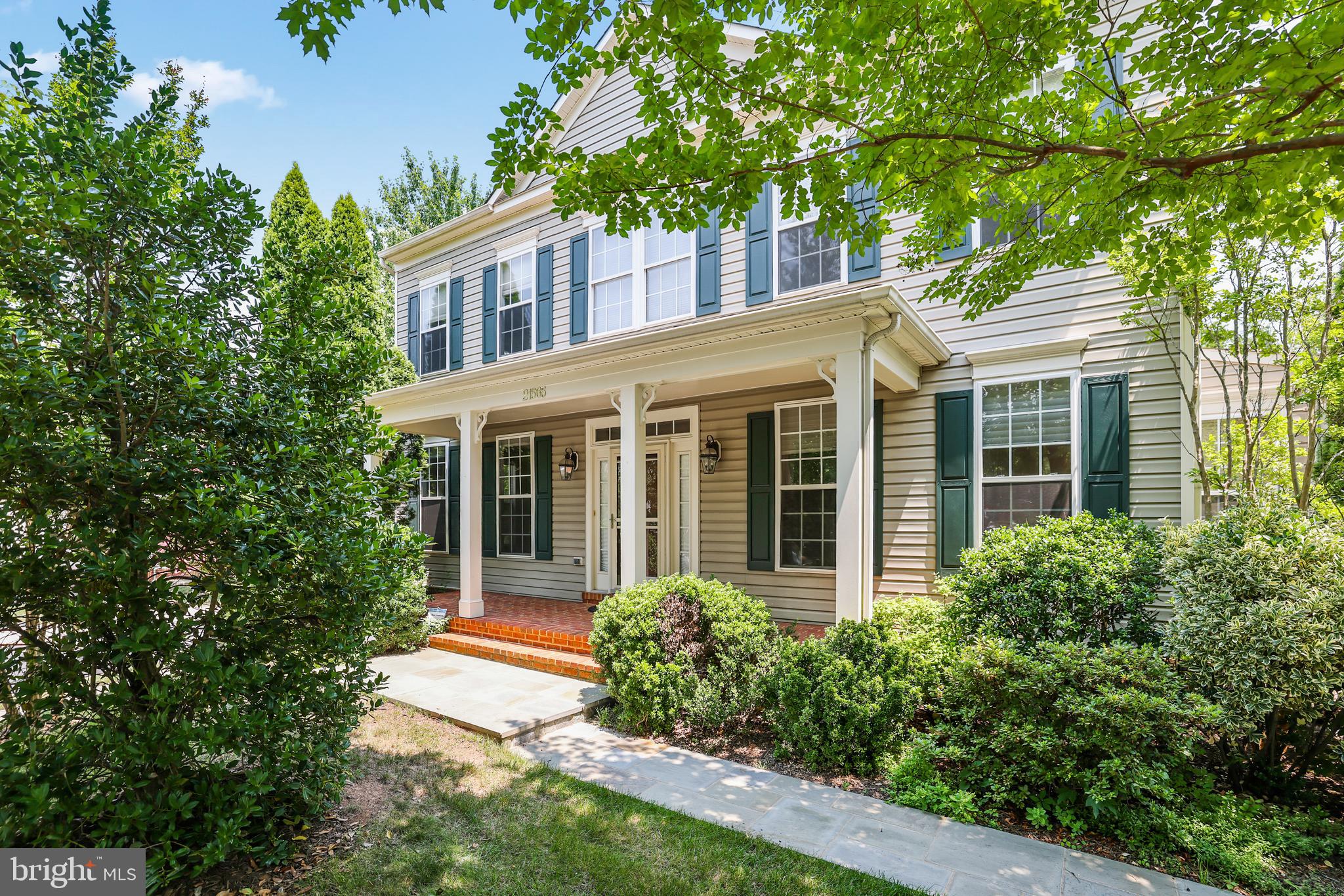BROADLANDS - Residential