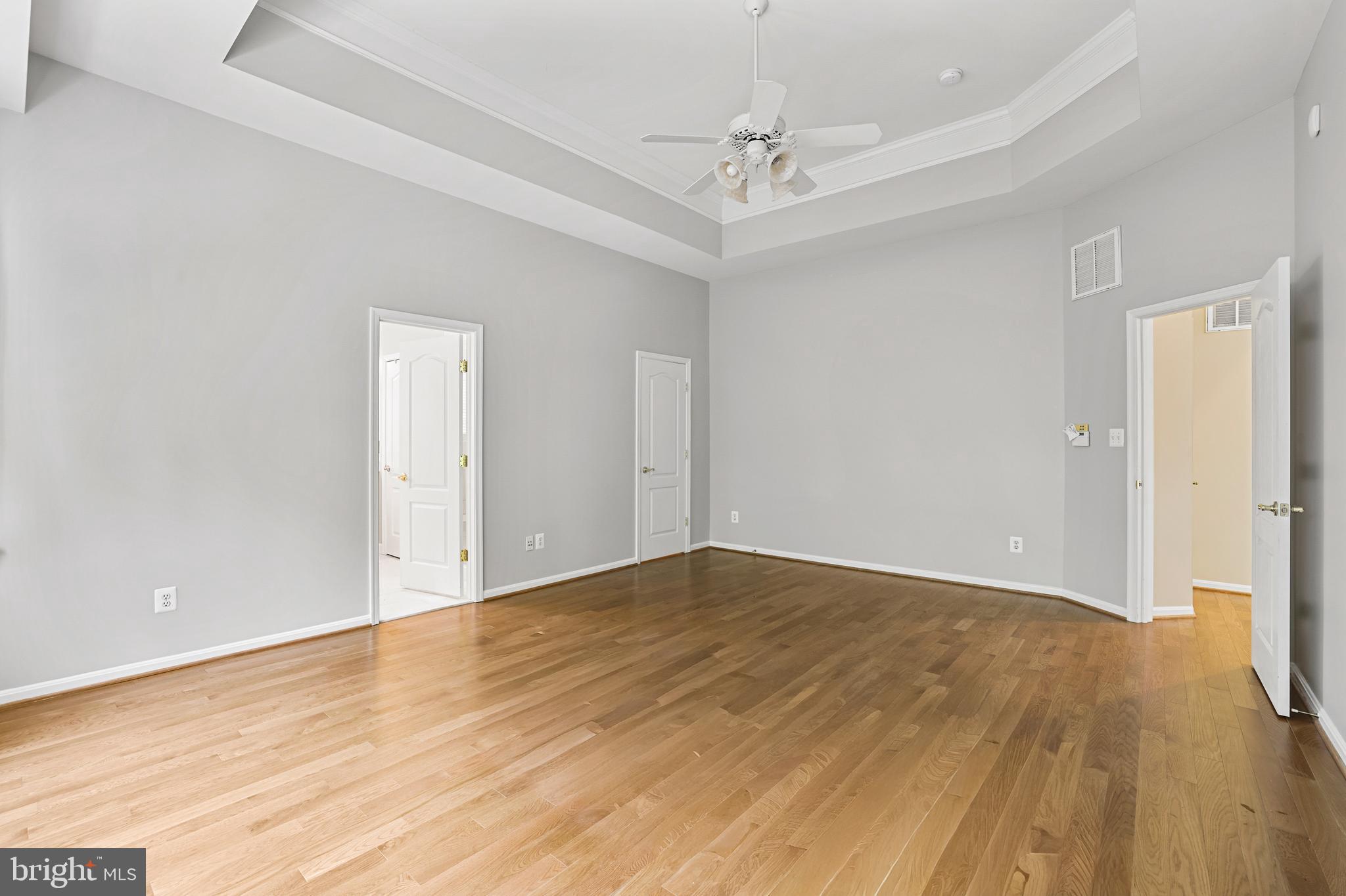 BROADLANDS - Residential