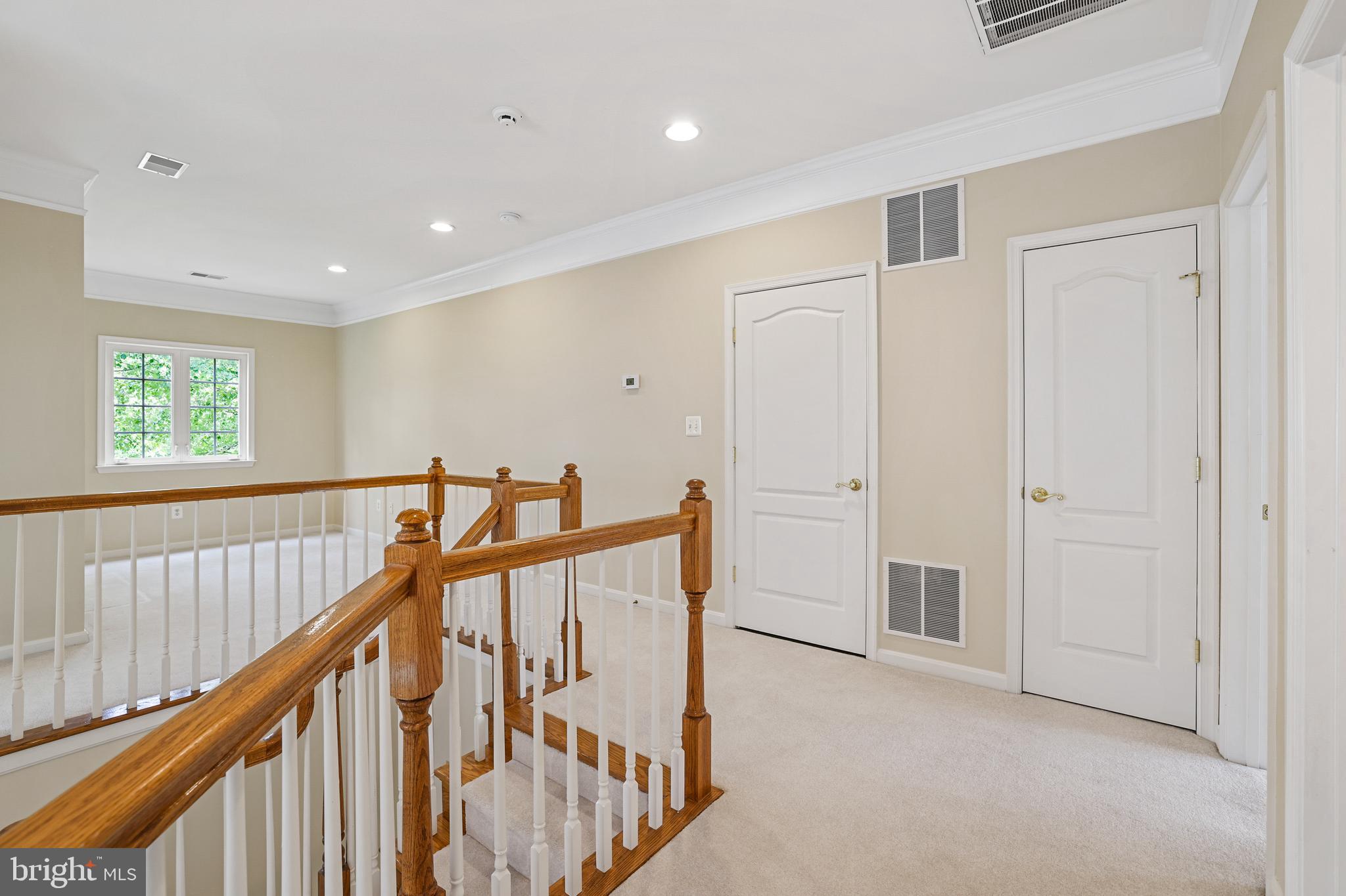 BROADLANDS - Residential