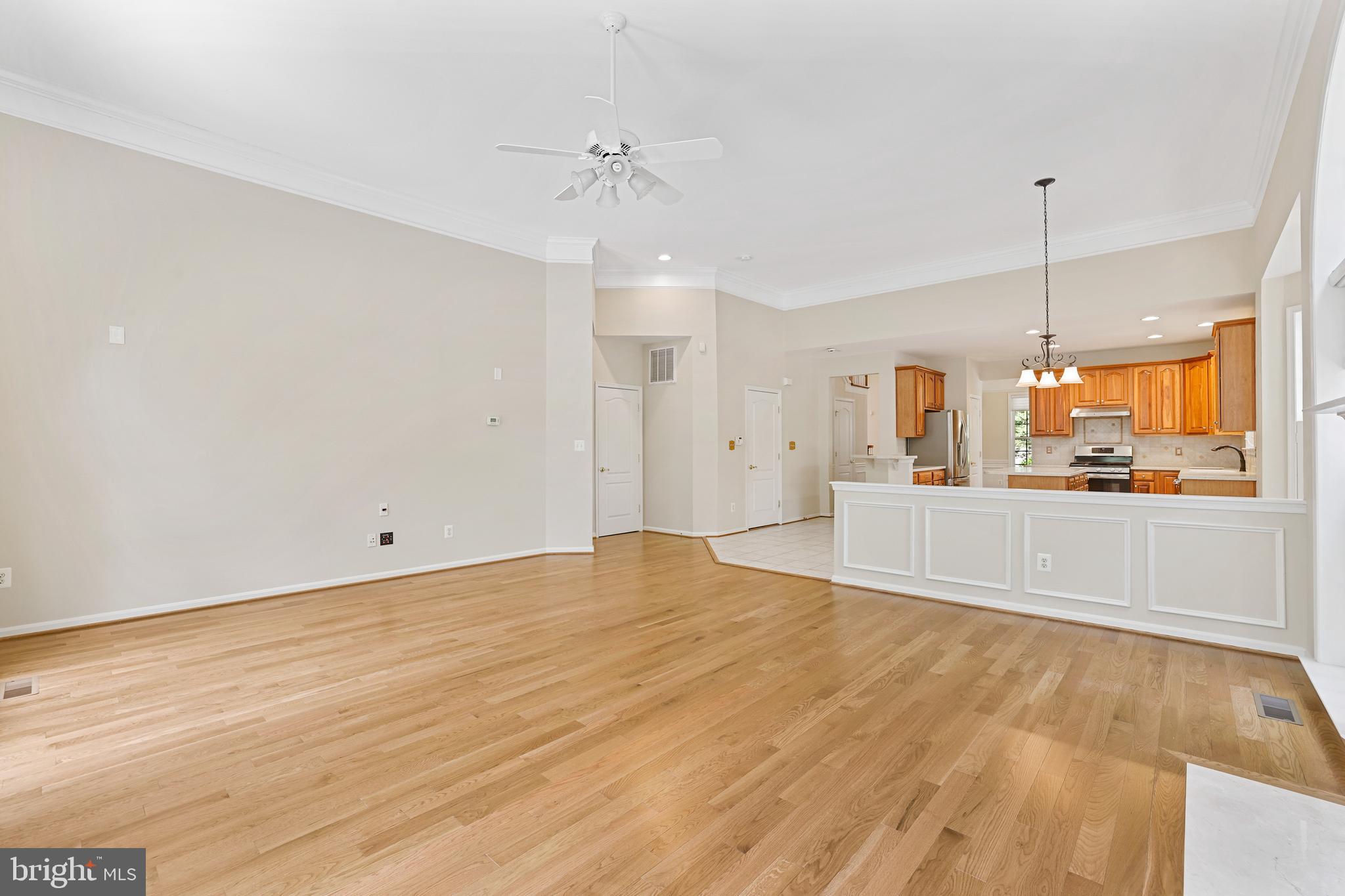BROADLANDS - Residential