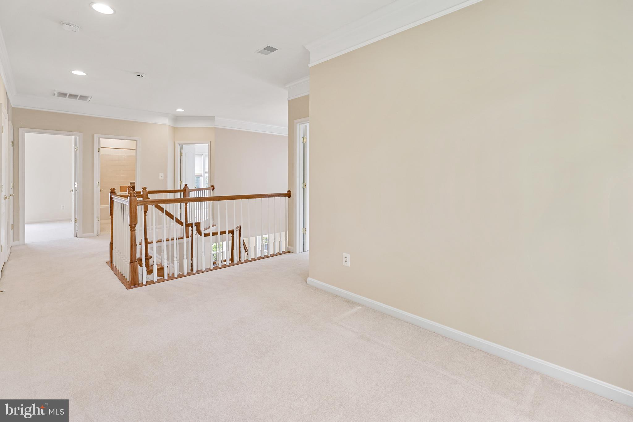 BROADLANDS - Residential