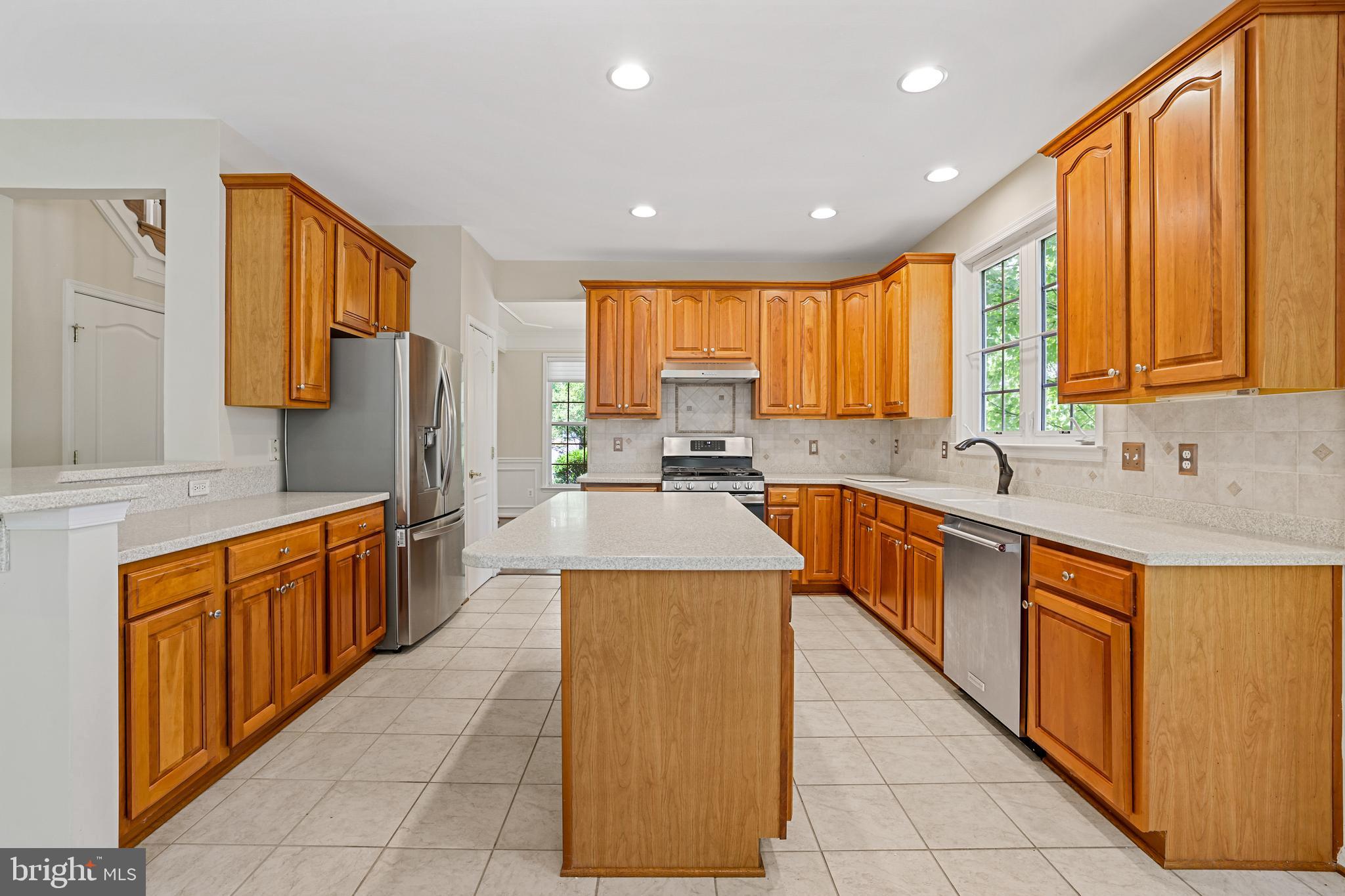 BROADLANDS - Residential