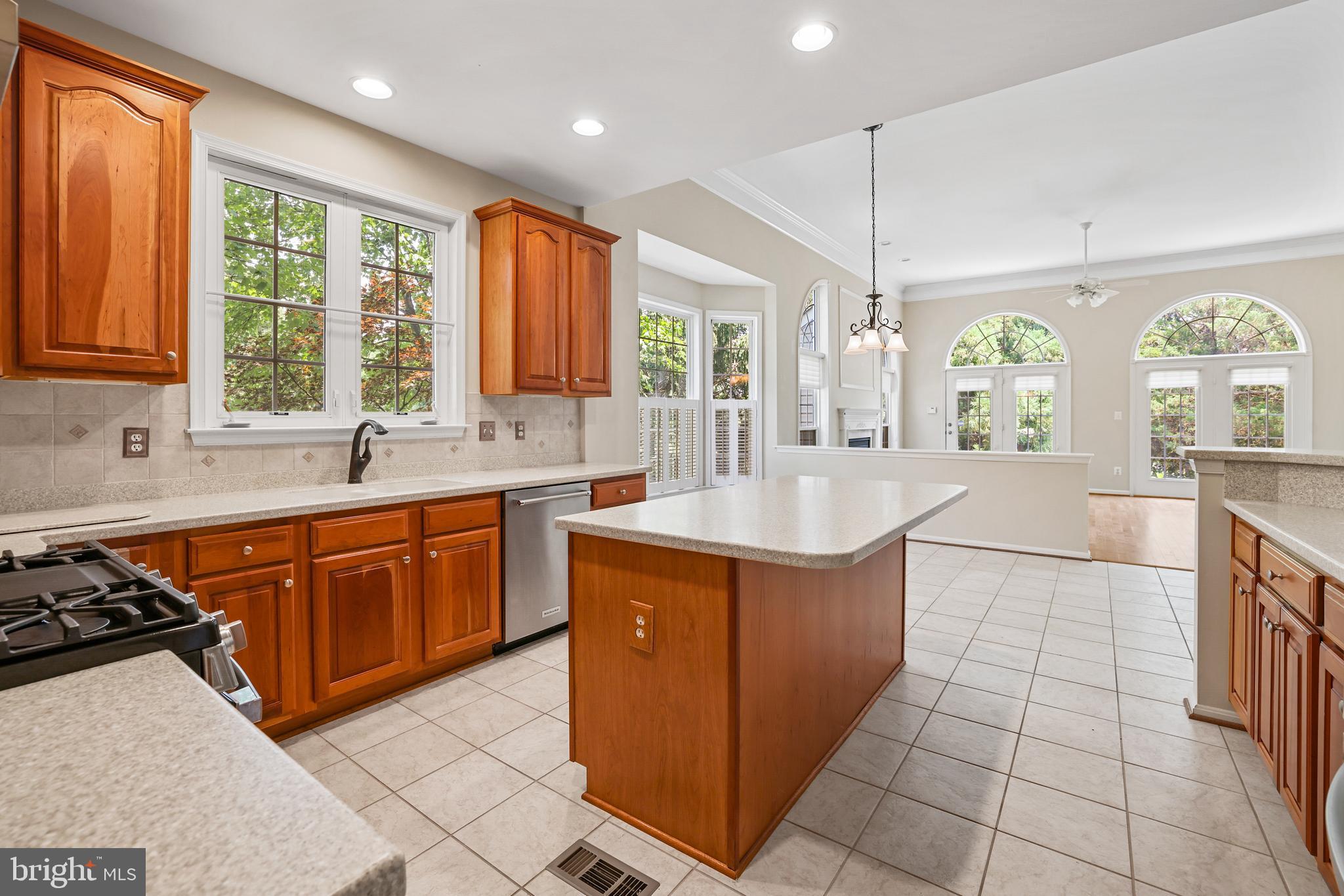 BROADLANDS - Residential