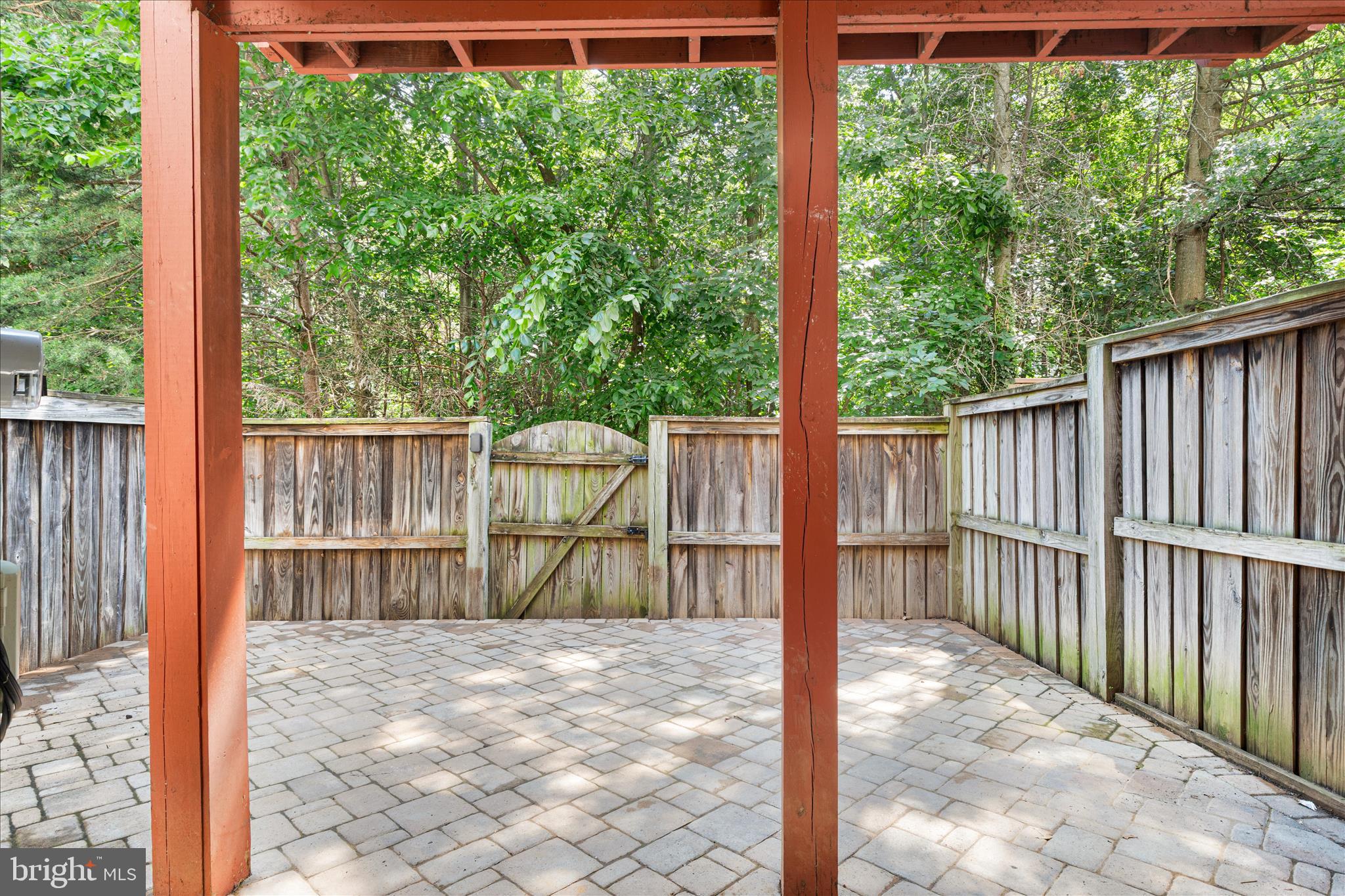 BROADLANDS - Residential