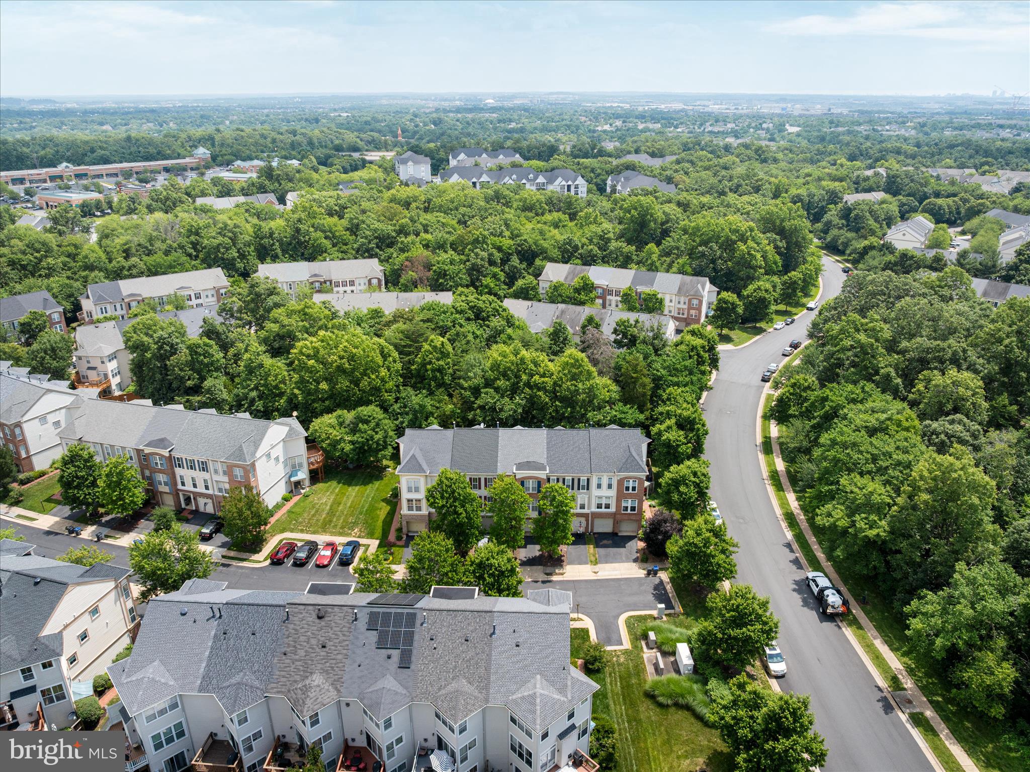 BROADLANDS - Residential