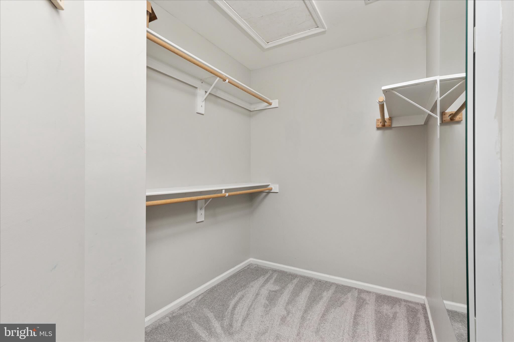 BROADLANDS - Residential