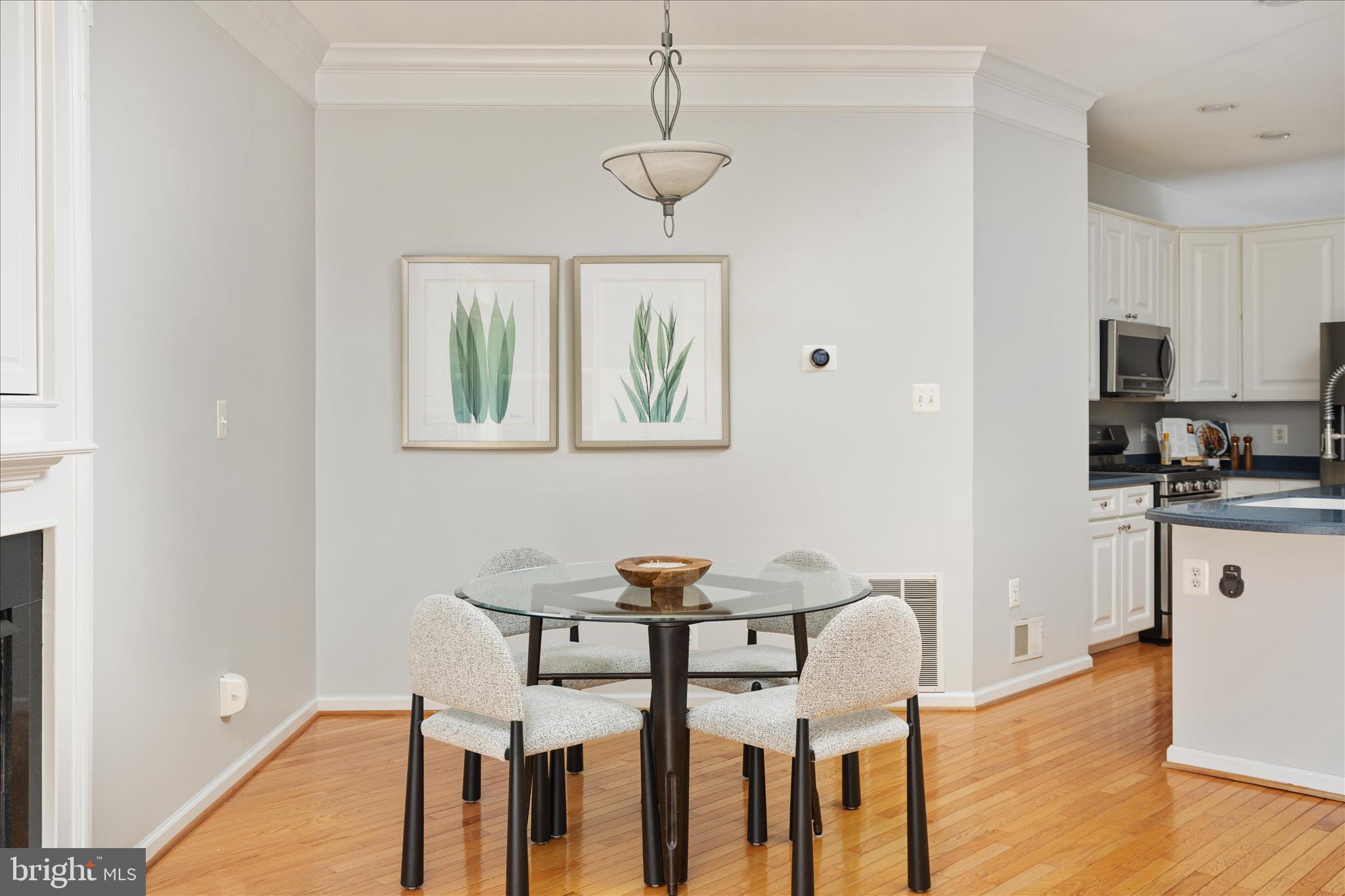 BROADLANDS - Residential