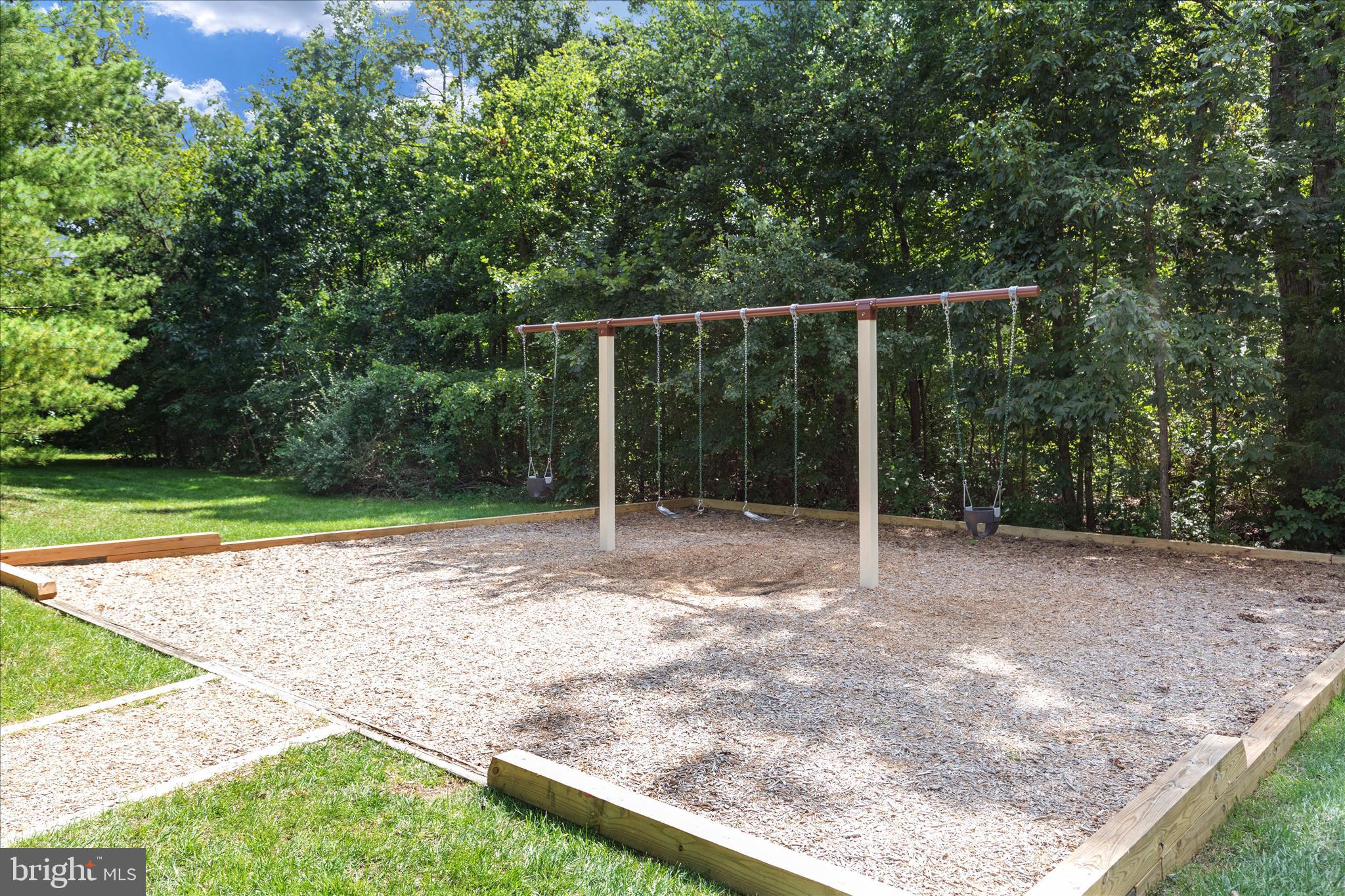 BROADLANDS - Residential