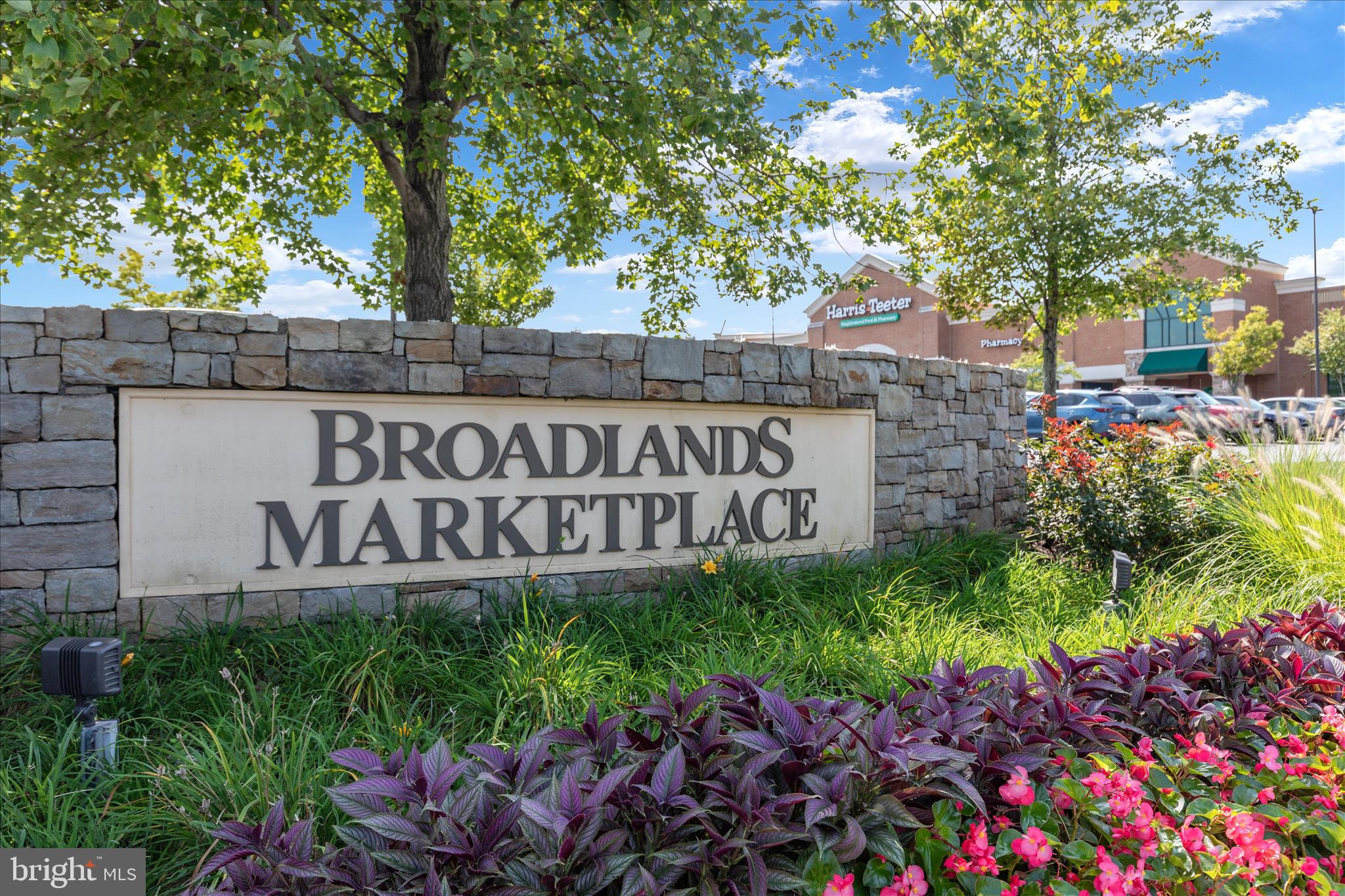BROADLANDS - Residential
