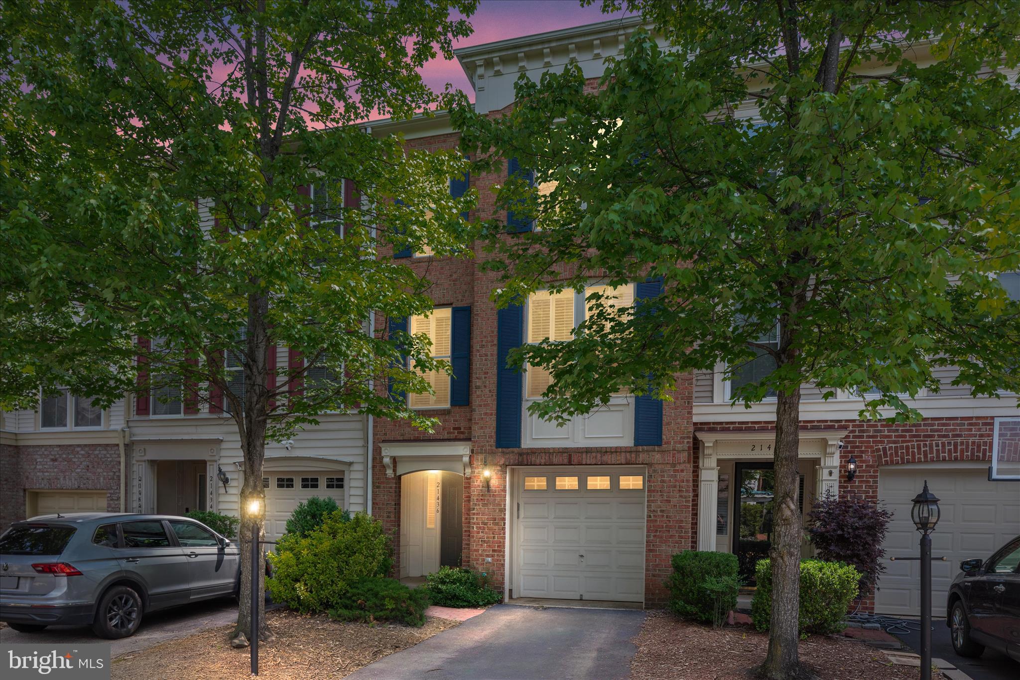 BROADLANDS - Residential