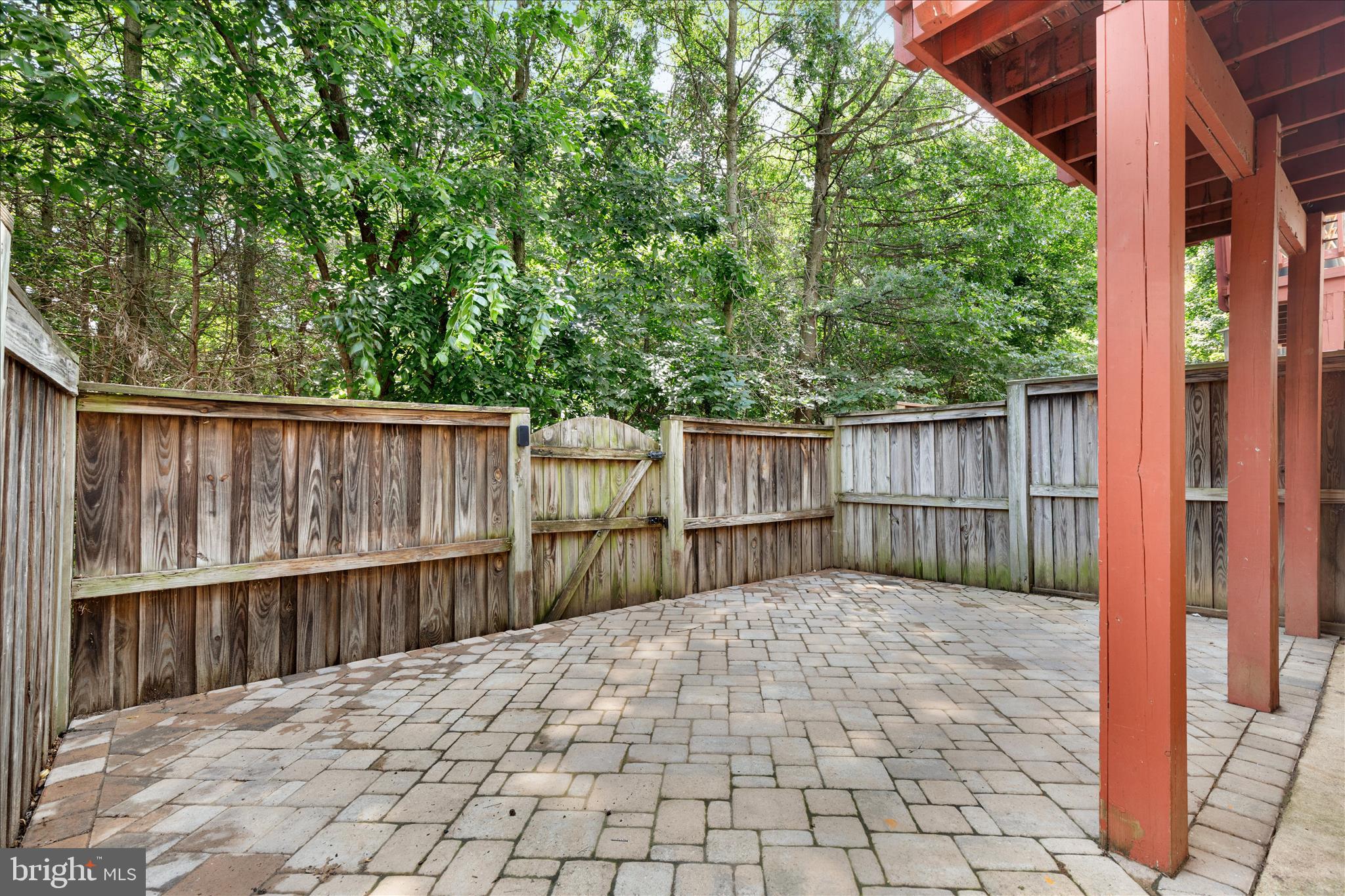 BROADLANDS - Residential