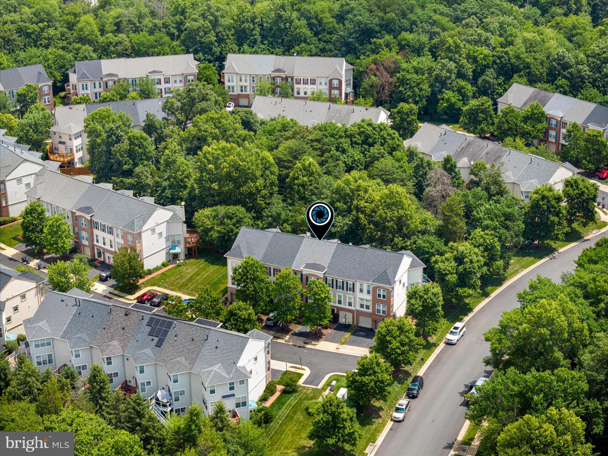 BROADLANDS - Residential