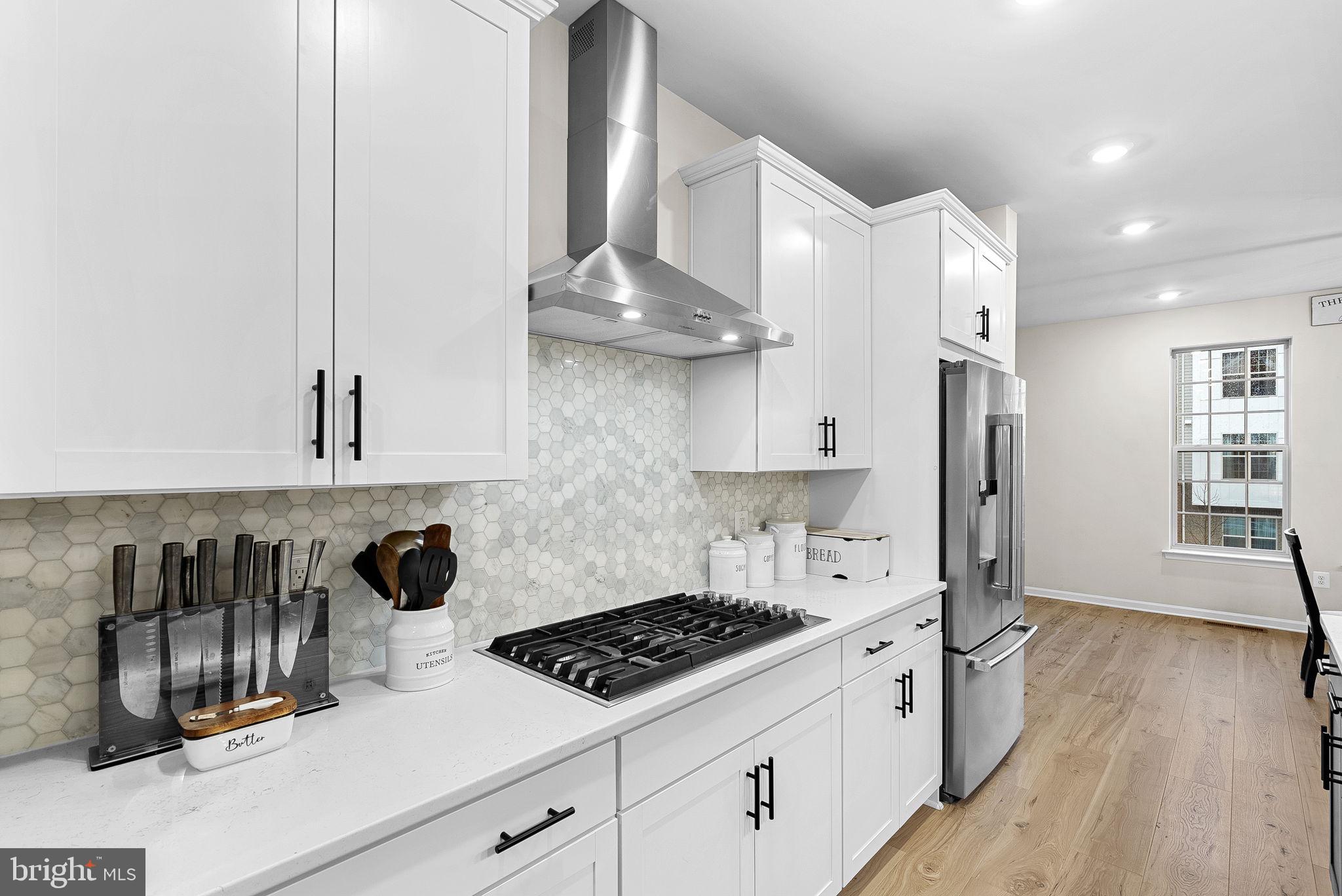 EAST QUARTER - Residential