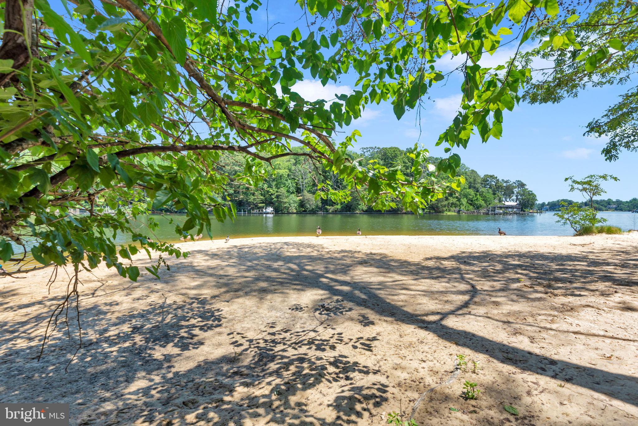 SUNRISE BEACH - Residential