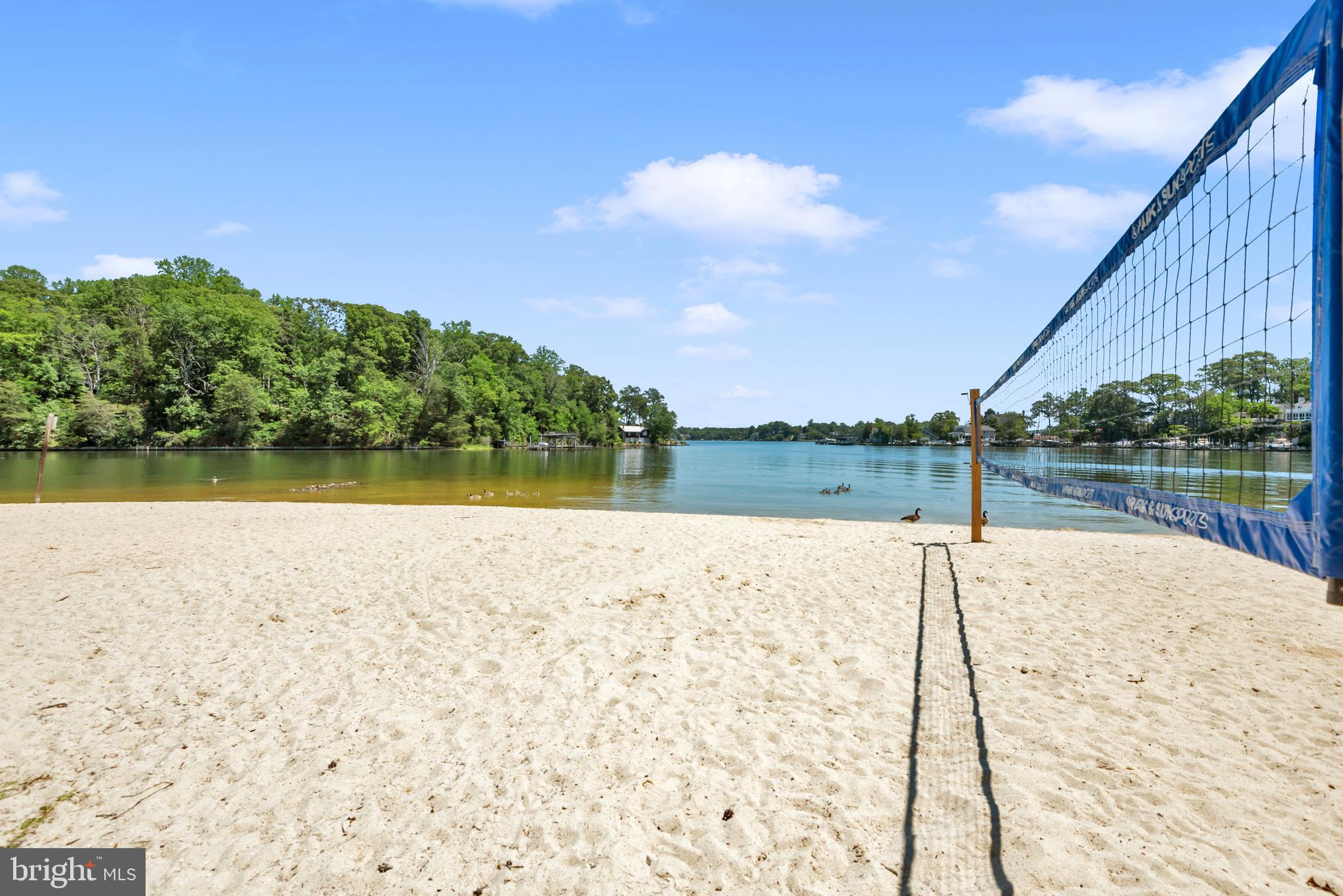 SUNRISE BEACH - Residential