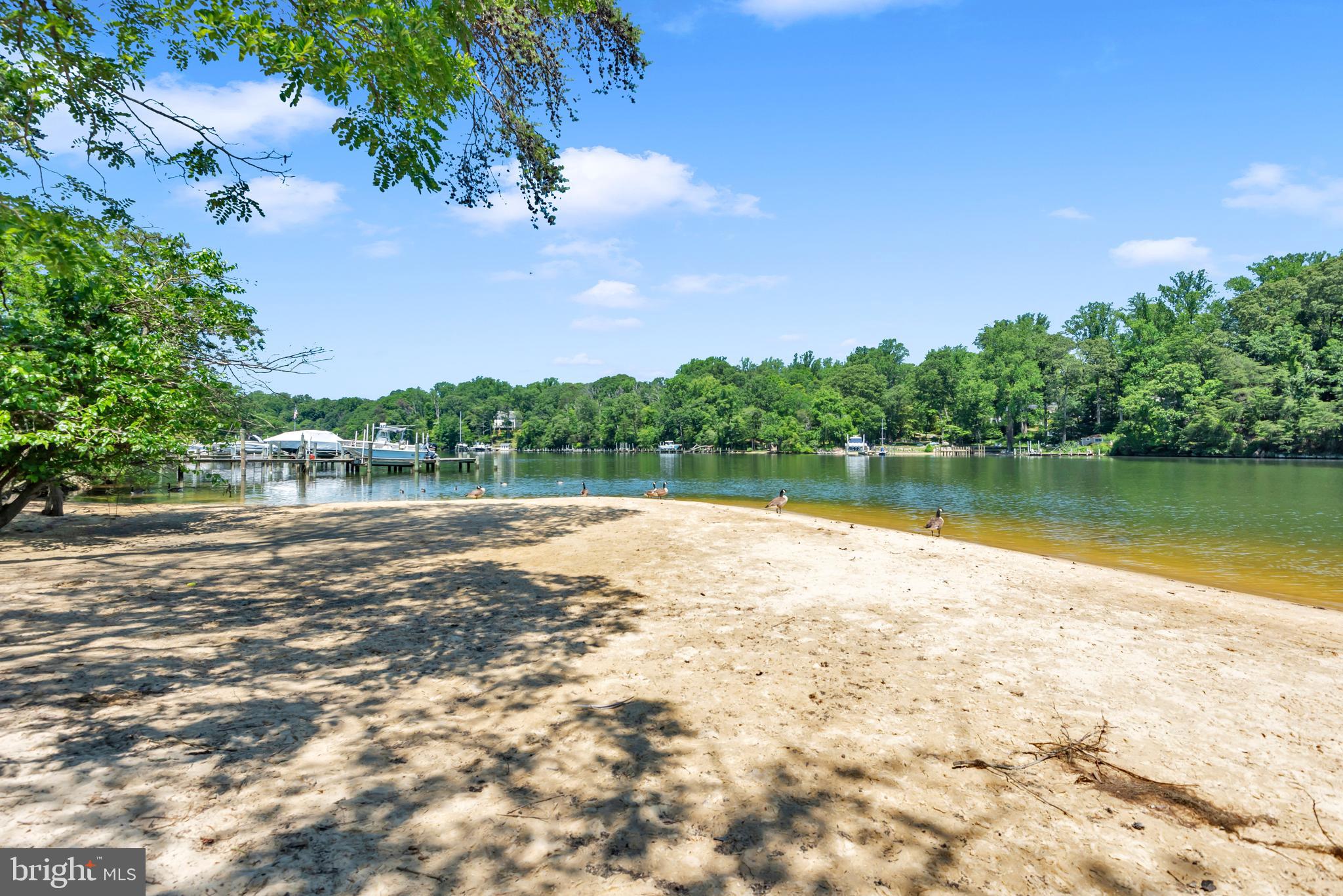SUNRISE BEACH - Residential