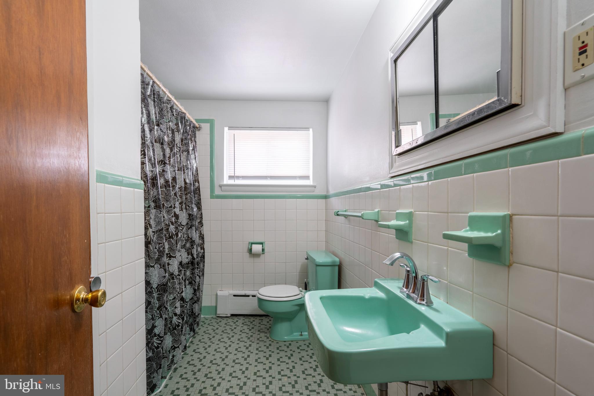 CONSHOHOCKEN - Residential Lease