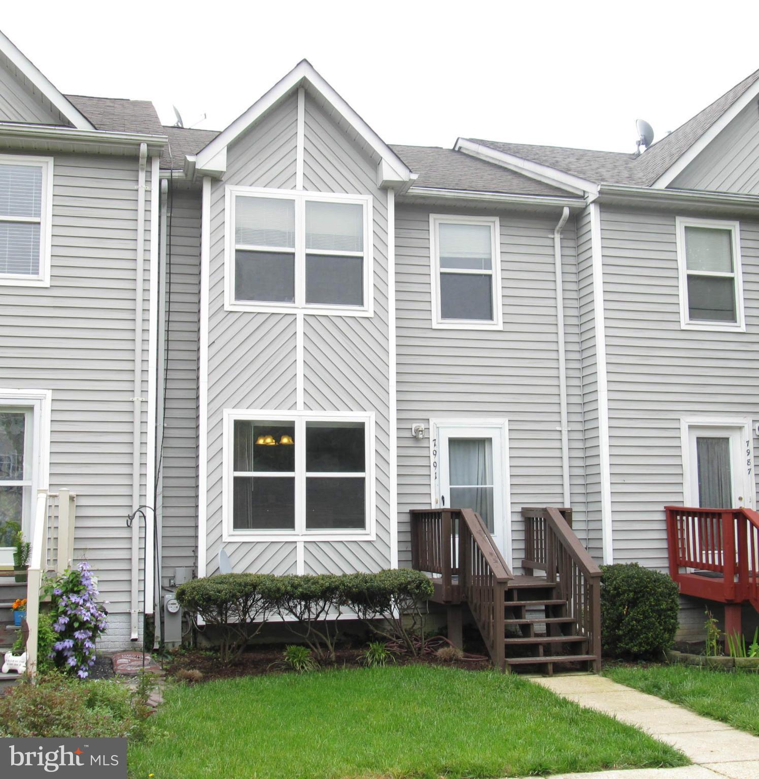 3 bedroom, 3.5 bath 3 level townhouse.  Main lvl* Kitchen w/table space & breakfast bar overlooking Family Rm with deck. Upper level with Master BR with walk in closet and full bath. Lower Level Rec Room with full bath and rear entrance. Less than 2 miles from water park, boardwalk, beaches, restaurants & more! Backs to recreational area within view of the Chesapeake Beach Rail Trail.