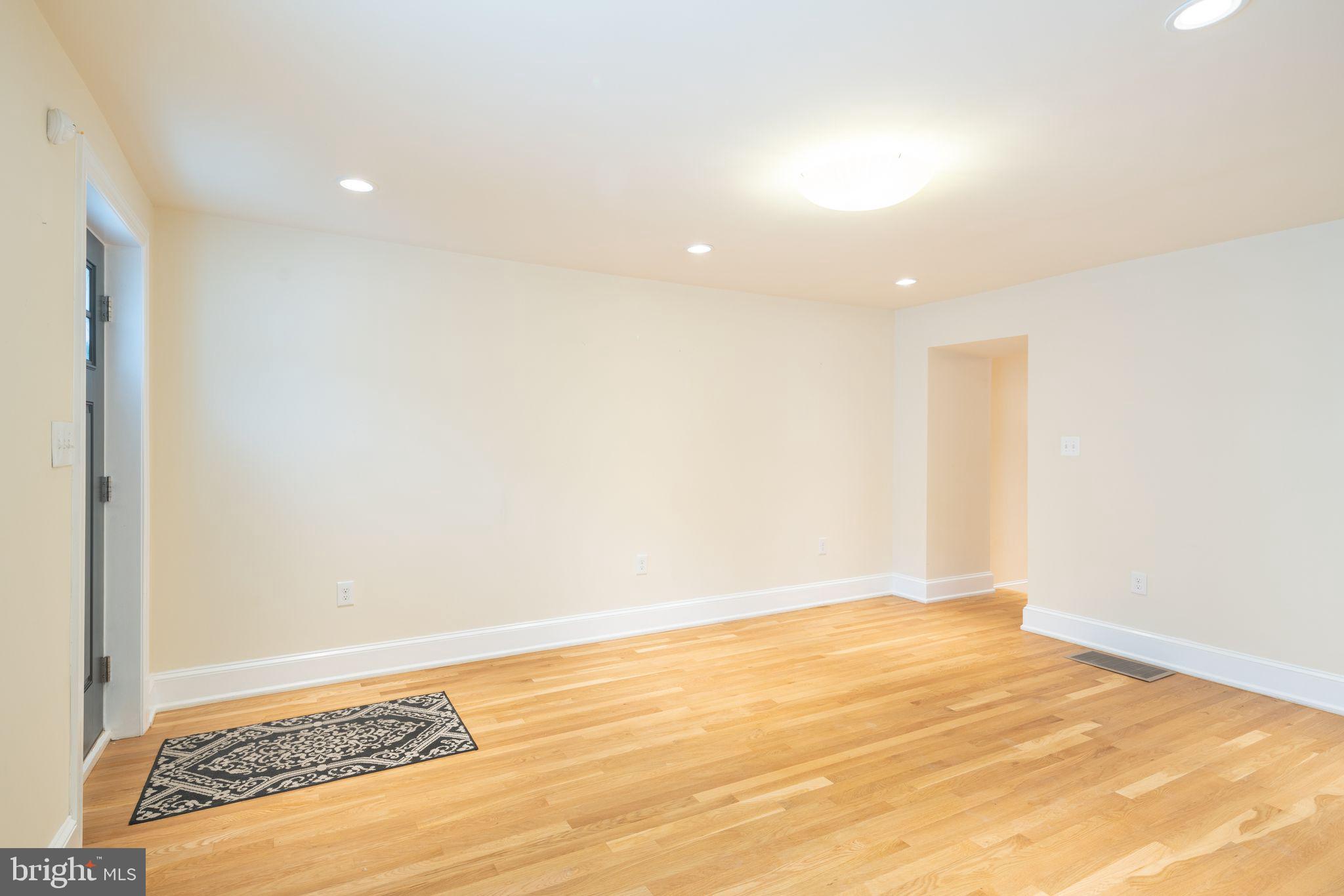 MANAYUNK - Residential Lease