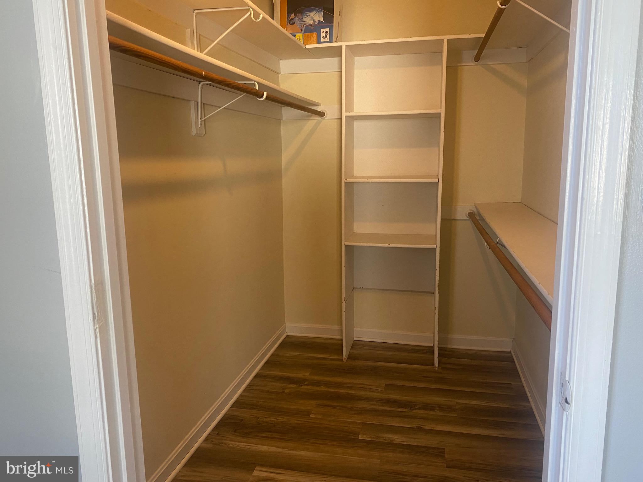 PLEASANT VALLEY ESTATES - Residential Lease