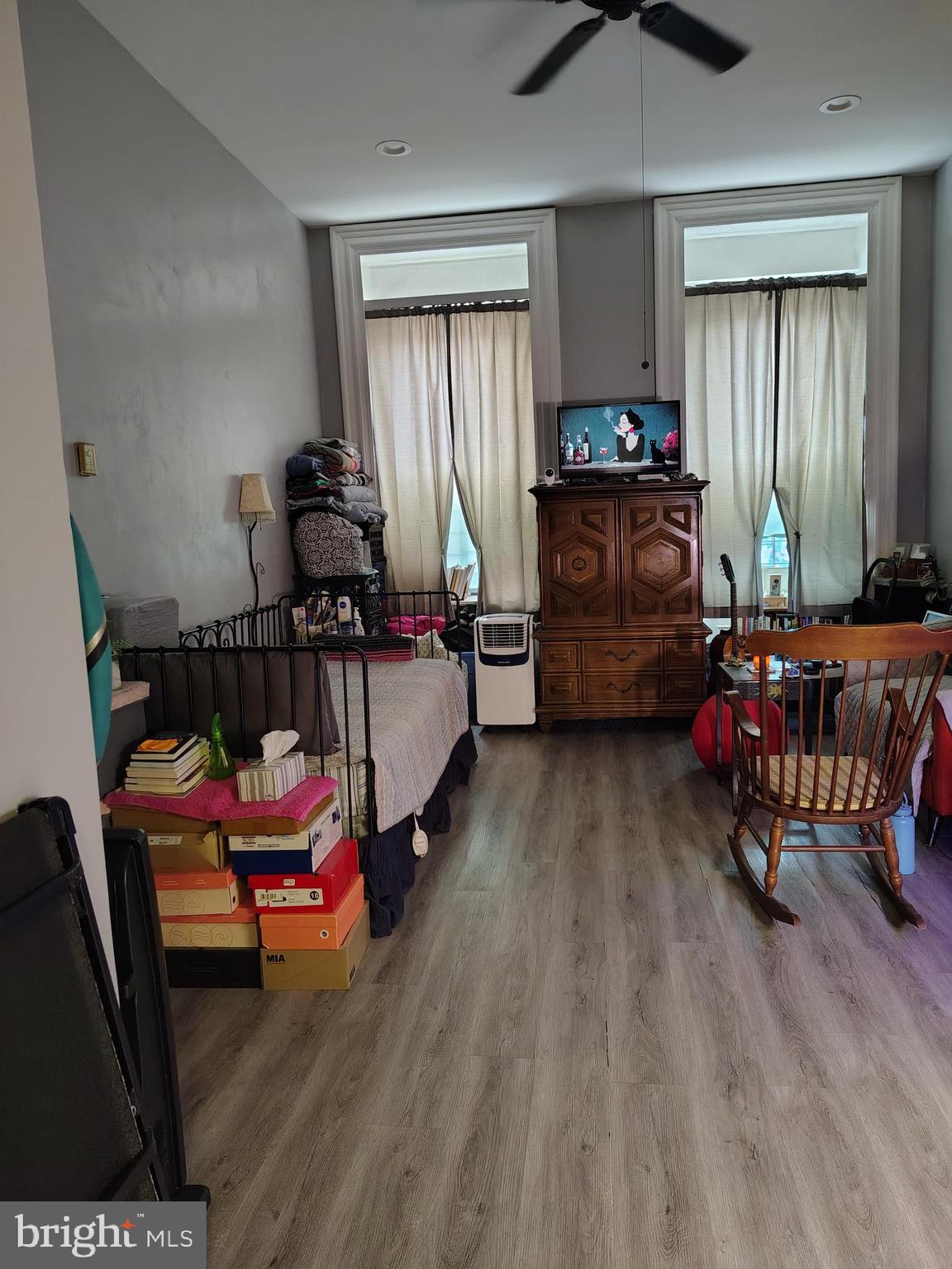 TEMPLE UNIVERSITY - Commercial Sale
