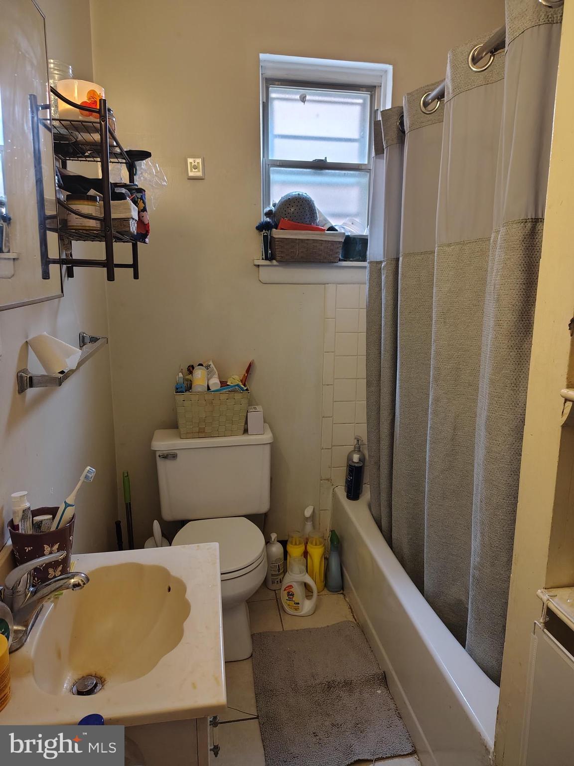 TEMPLE UNIVERSITY - Commercial Sale