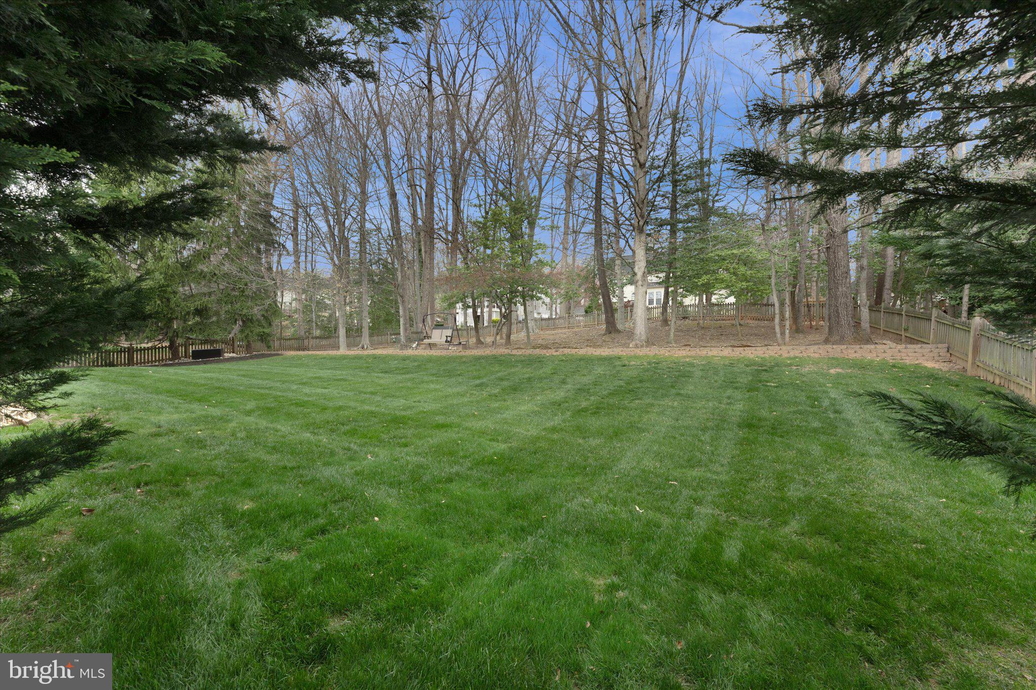 MEADOWBROOK WOODS - Residential