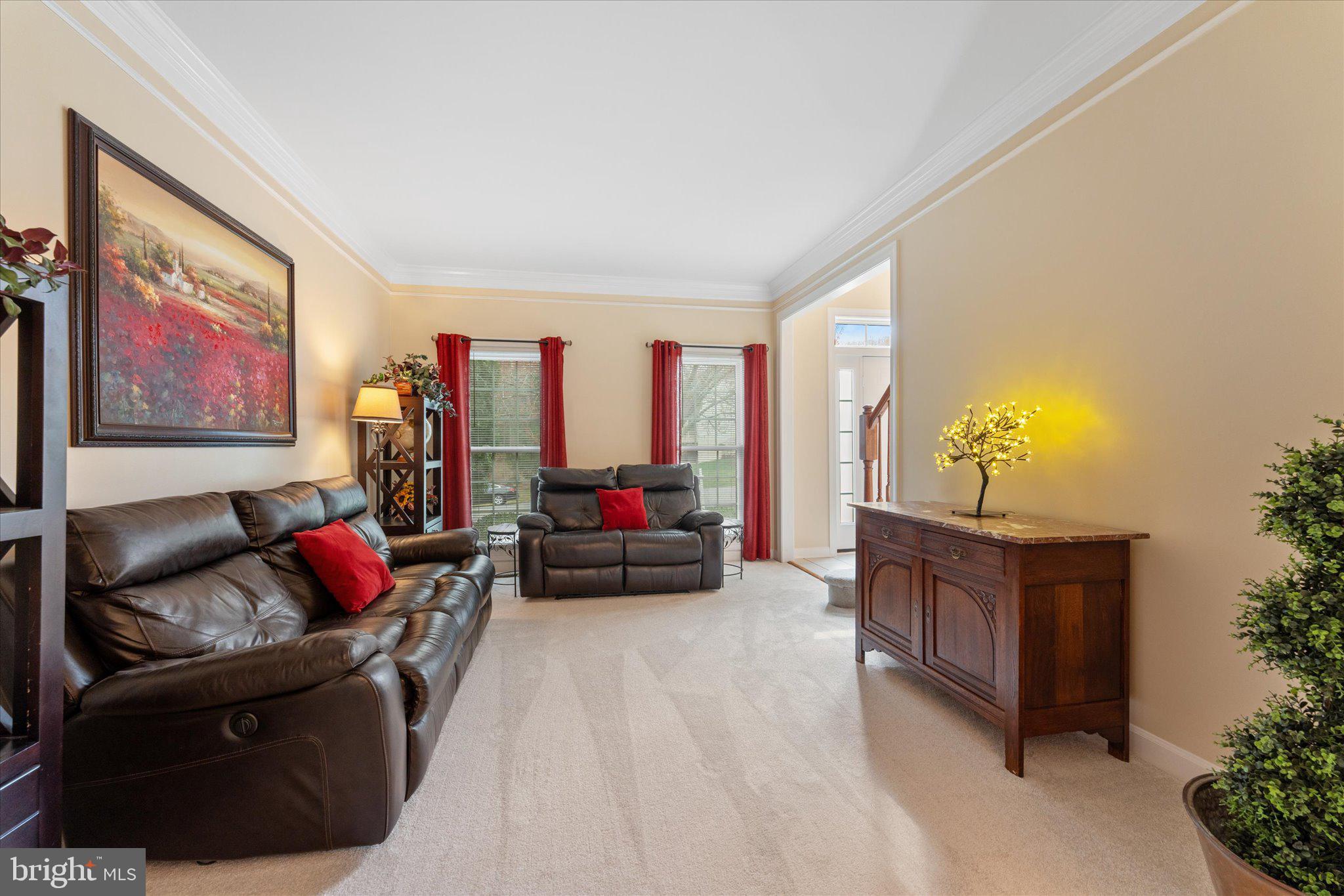 MEADOWBROOK WOODS - Residential