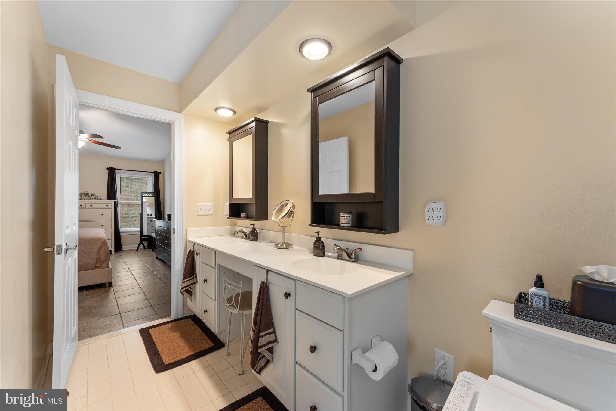 MEADOWBROOK WOODS - Residential