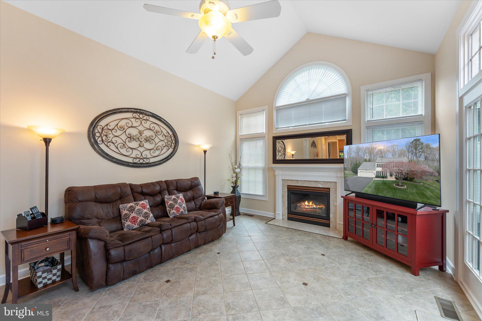 MEADOWBROOK WOODS - Residential