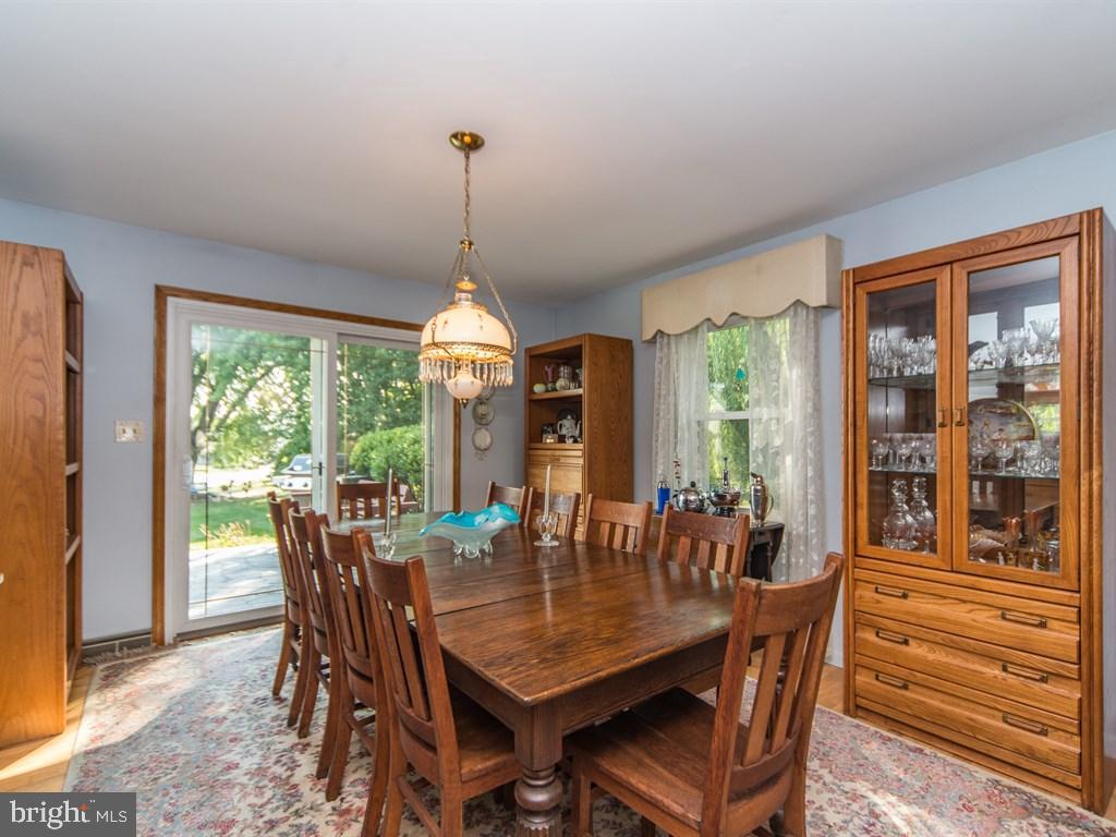 NORTH VIEW ACRES - Residential