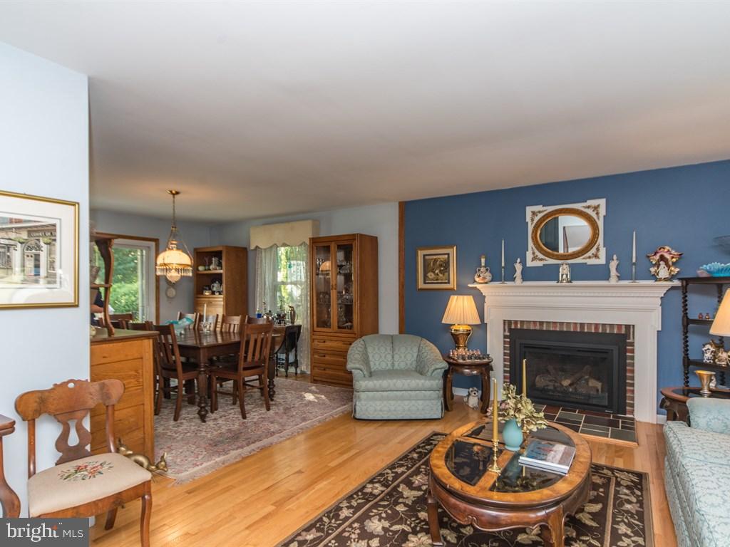 NORTH VIEW ACRES - Residential