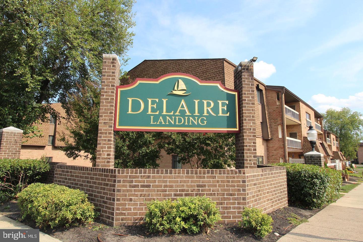 DELAIRE LANDING - Residential