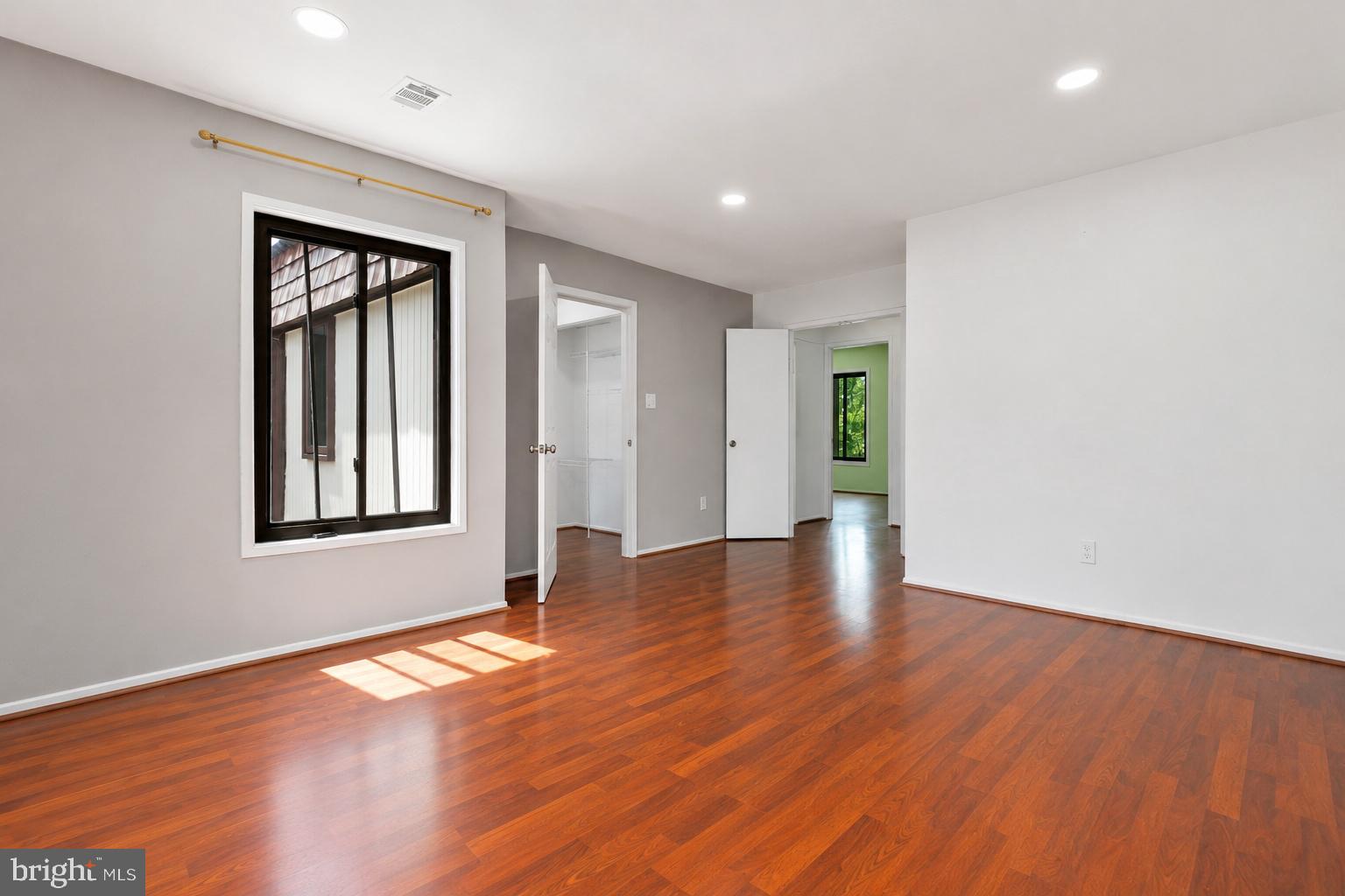 HIGHFIELD - Residential