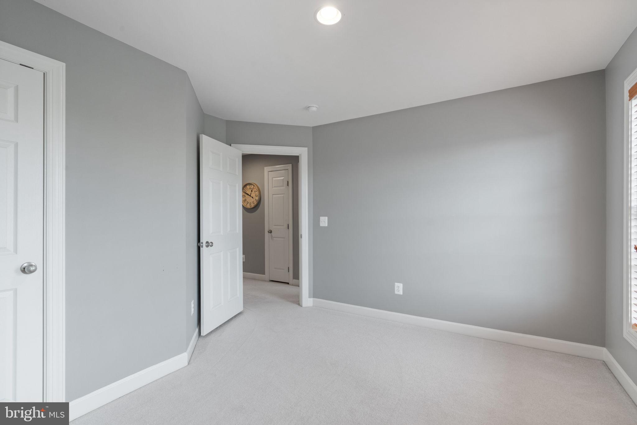 PORT POTOMAC - Residential