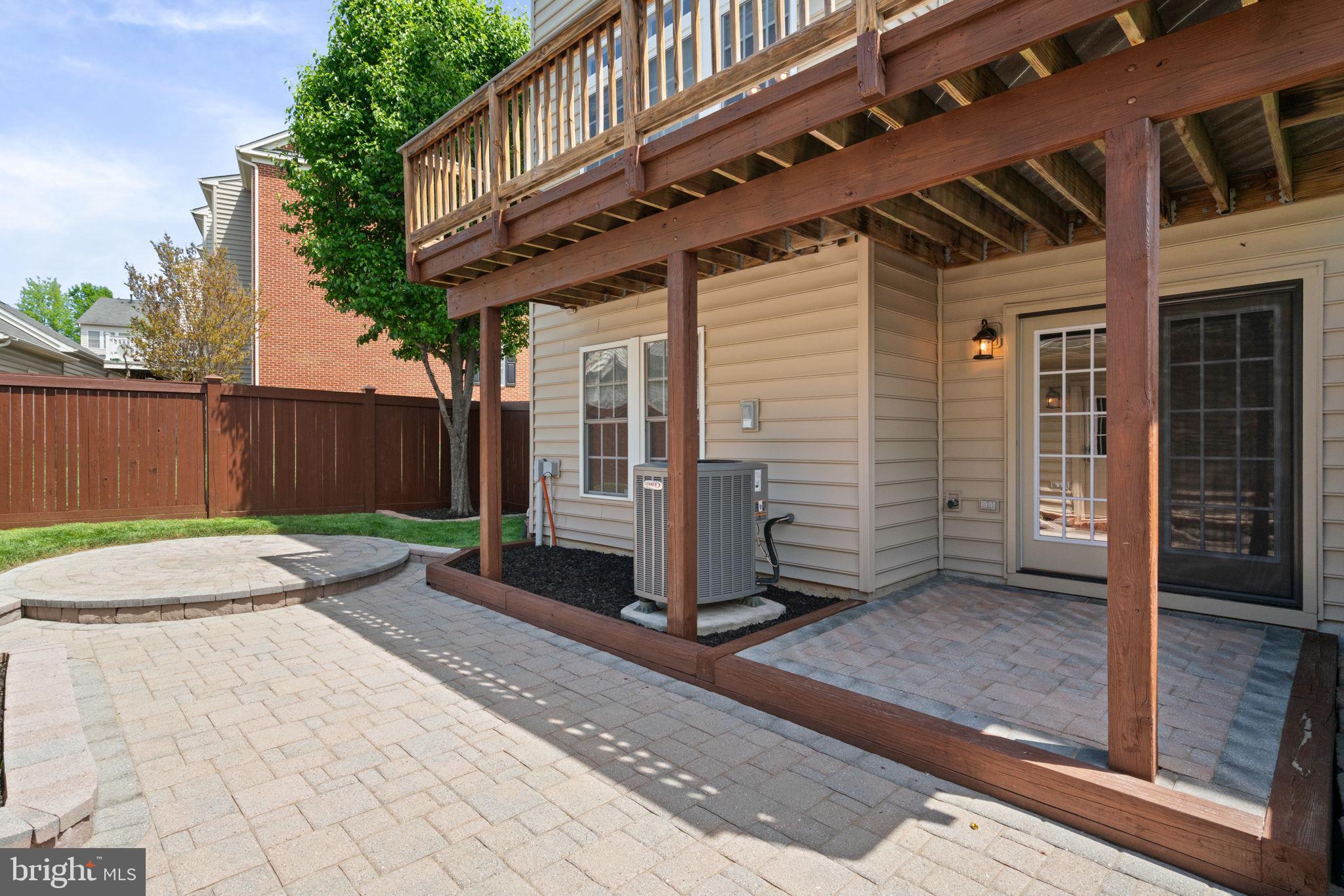 PORT POTOMAC - Residential