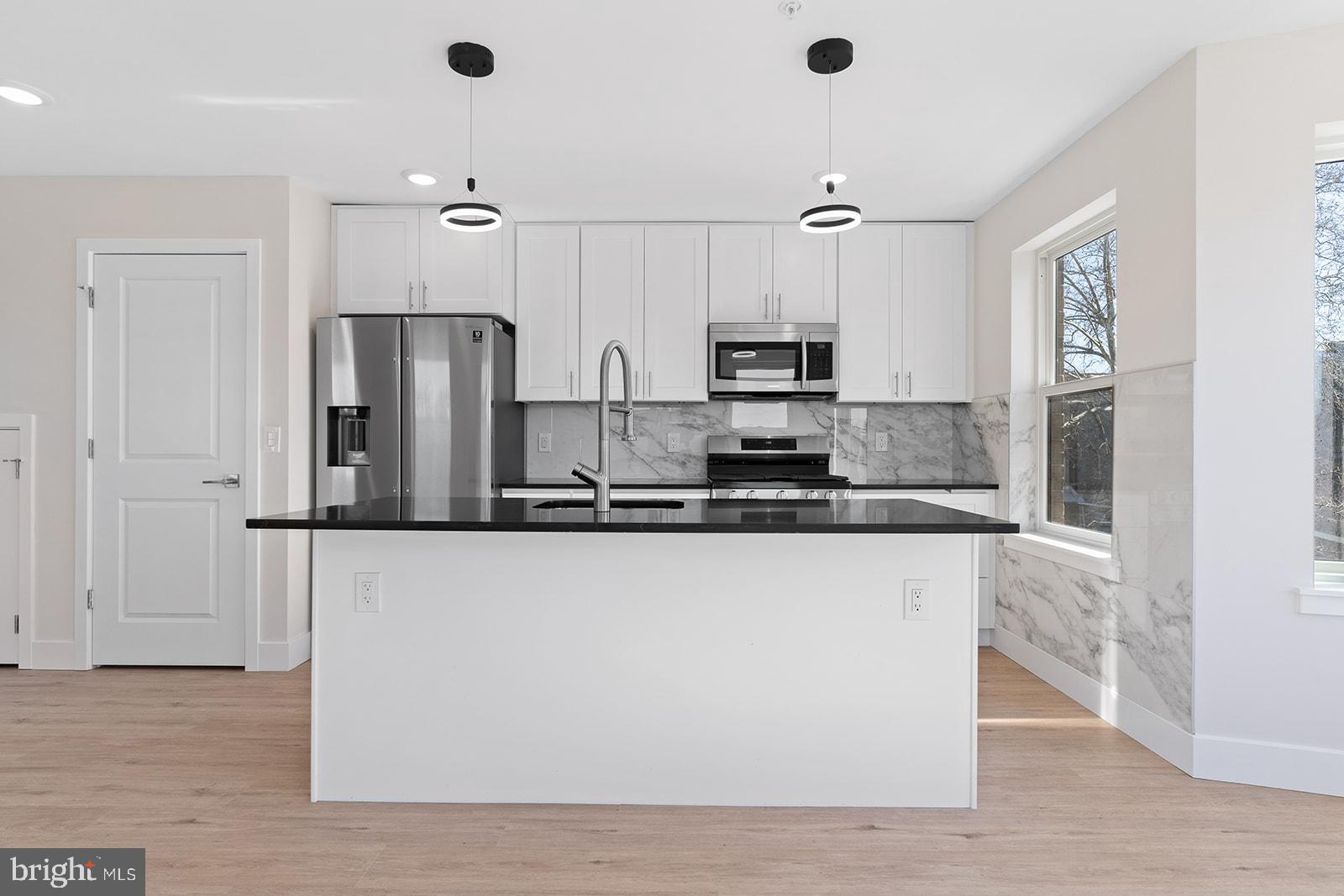 BREWERYTOWN - Commercial Sale