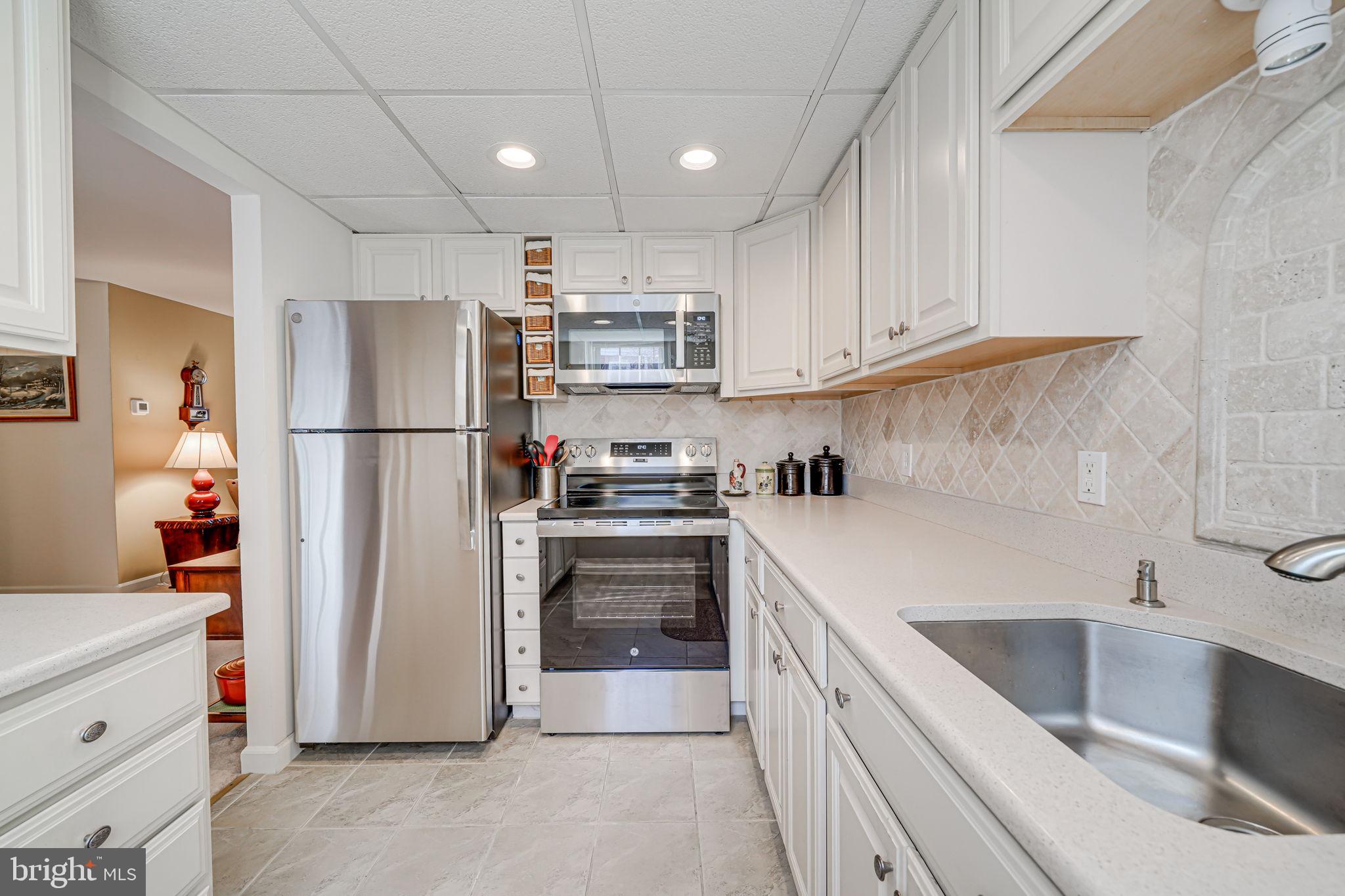 FAIRLINGTON VILLAGES - Residential