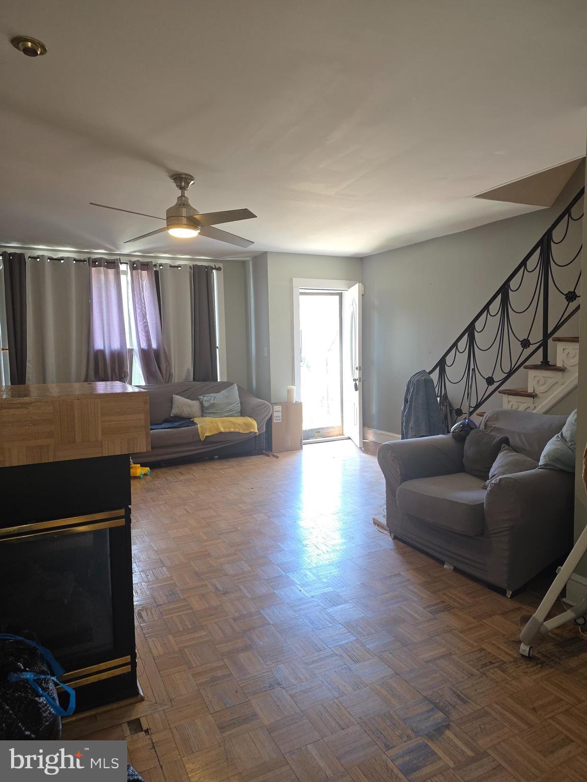 WEST OAK LANE - Residential