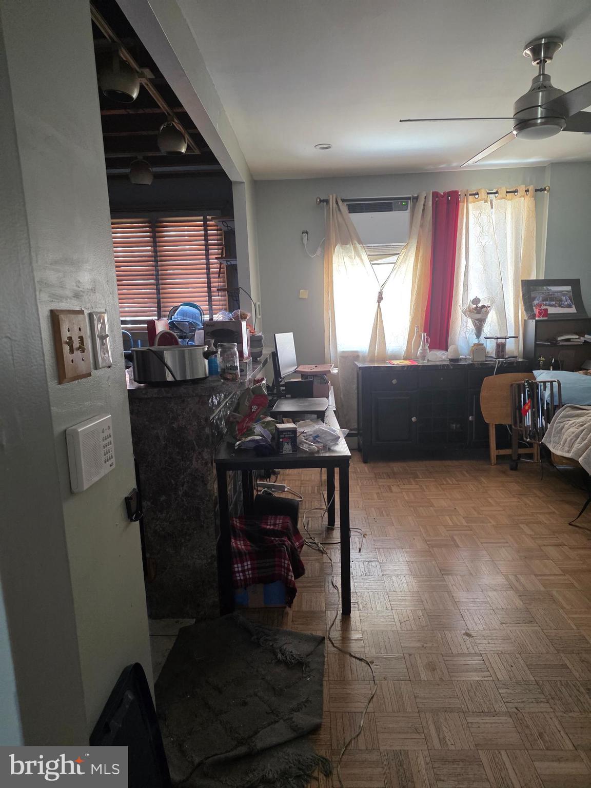 WEST OAK LANE - Residential