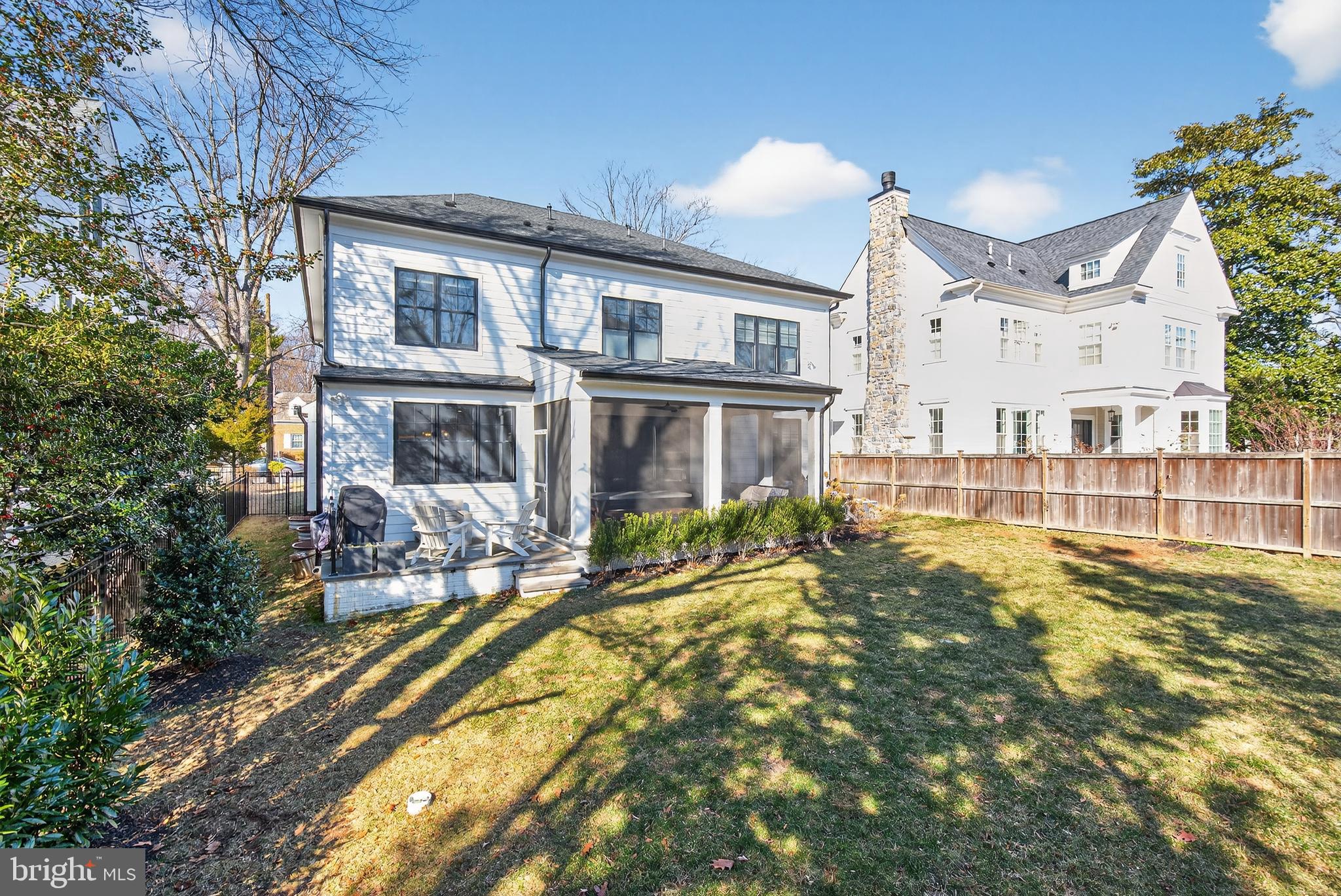 BRADLEY HILLS - Residential