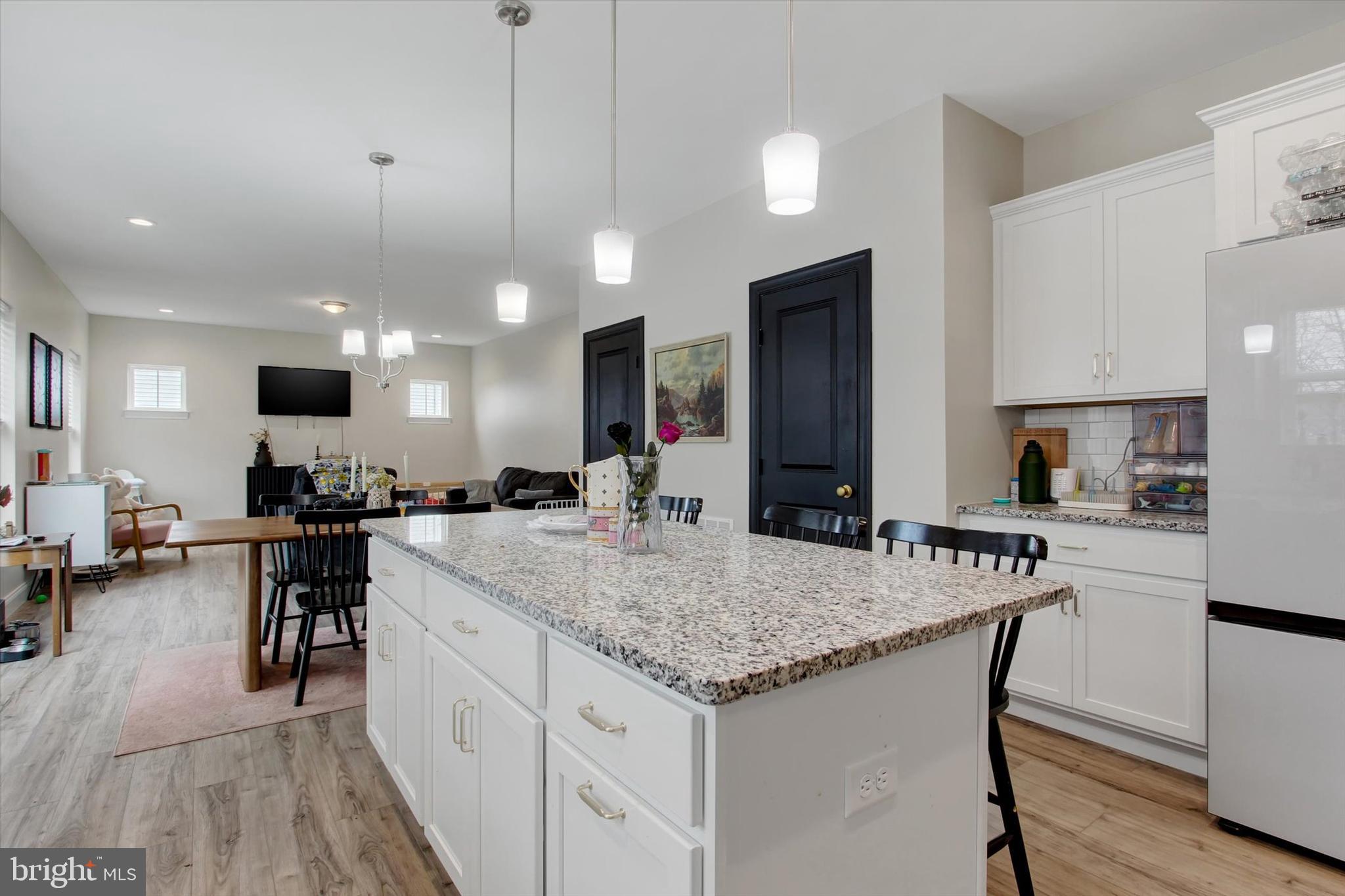 HAMPTON HEIGHTS - Residential