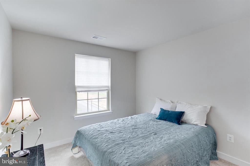 NORBOURNE PARK - Residential