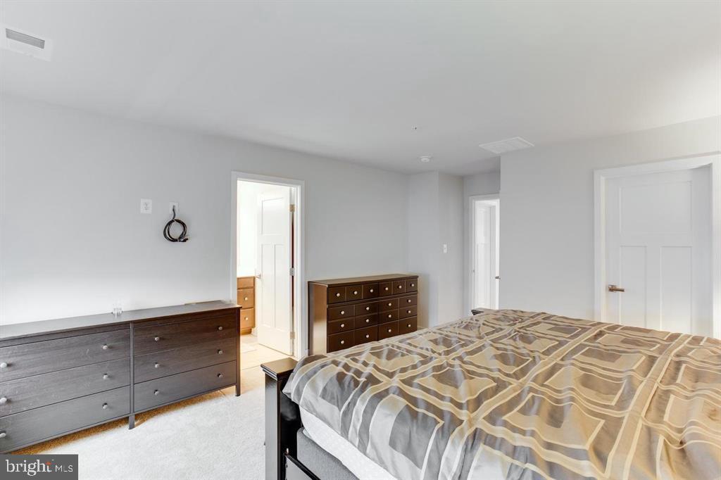 NORBOURNE PARK - Residential