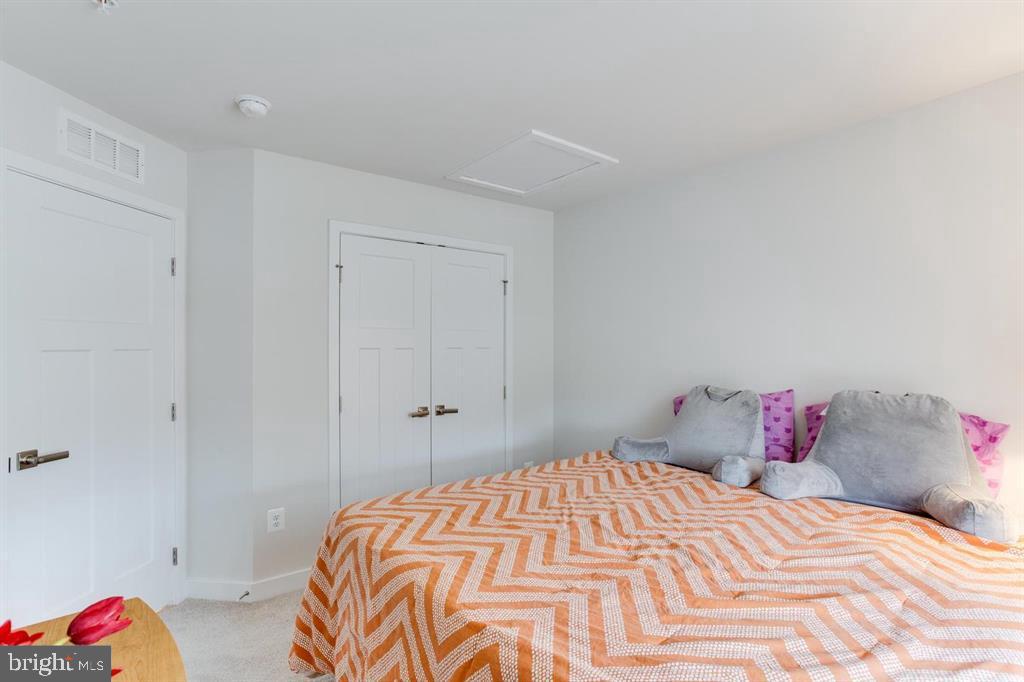 NORBOURNE PARK - Residential