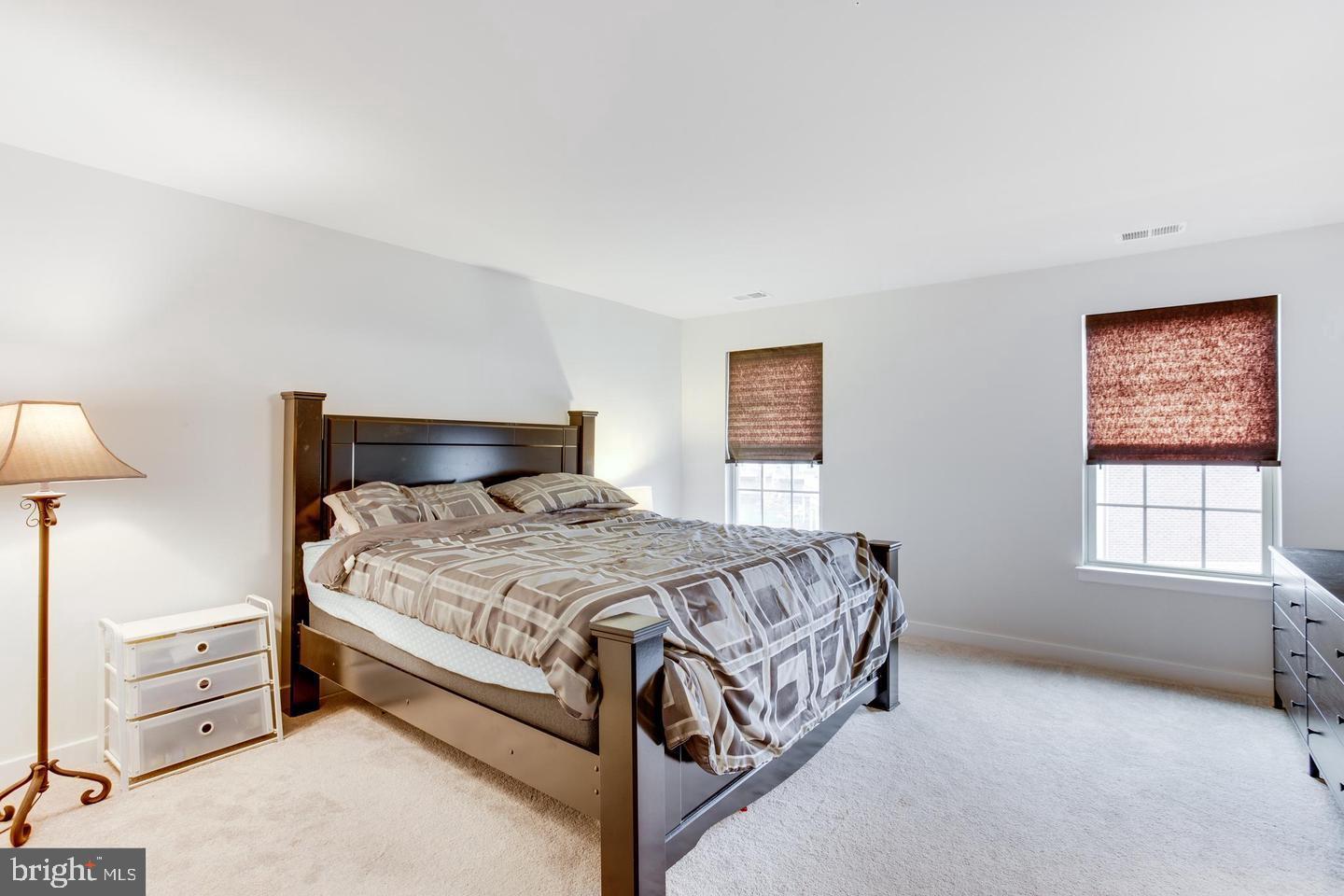 NORBOURNE PARK - Residential
