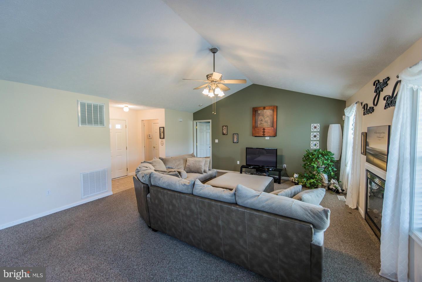 PEBBLE RIDGE - Residential