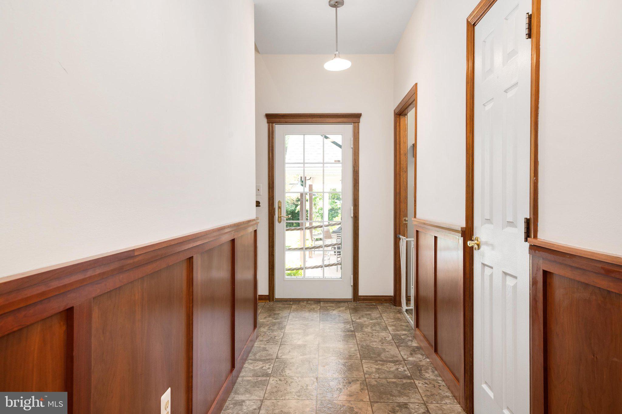 TALL OAKS - Residential