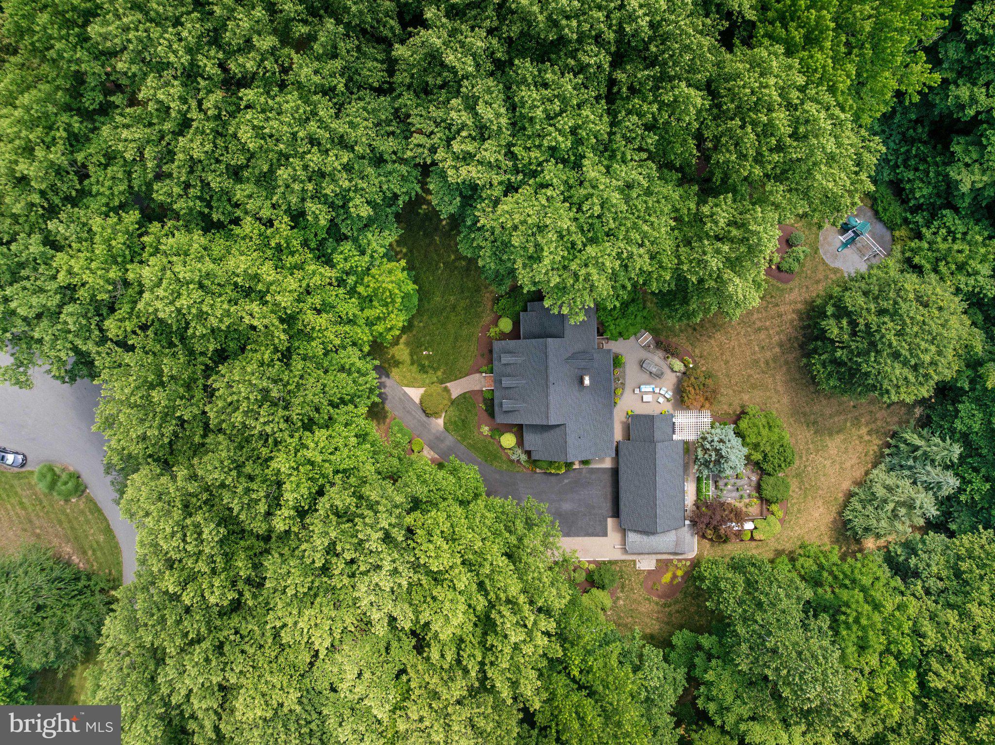 TALL OAKS - Residential