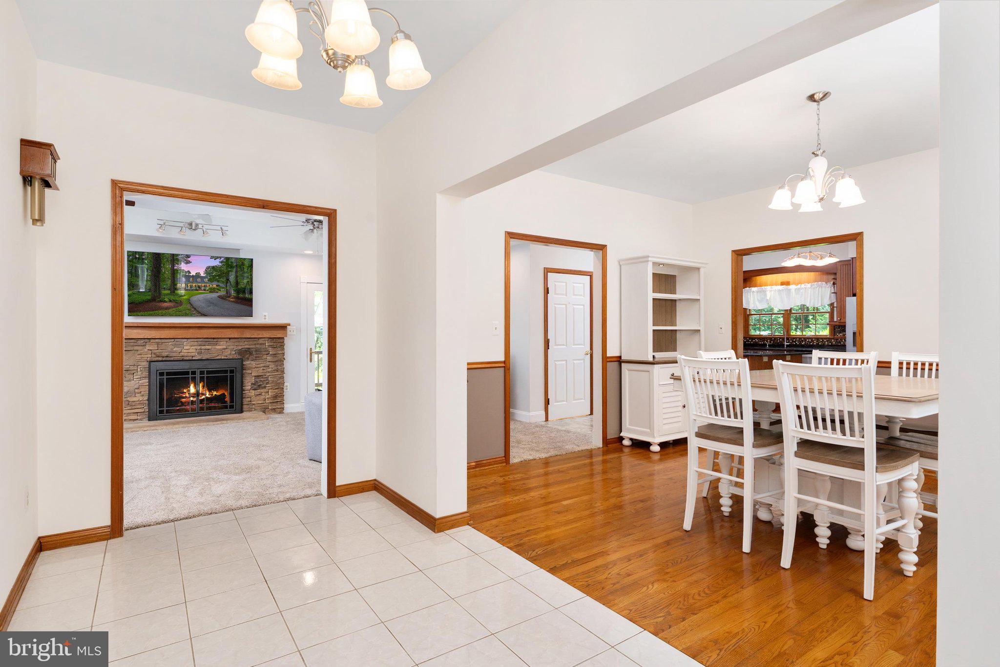 TALL OAKS - Residential